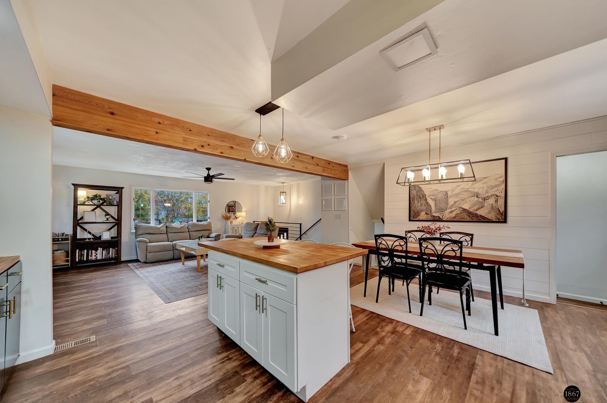 2849 N Cotner Boulevard