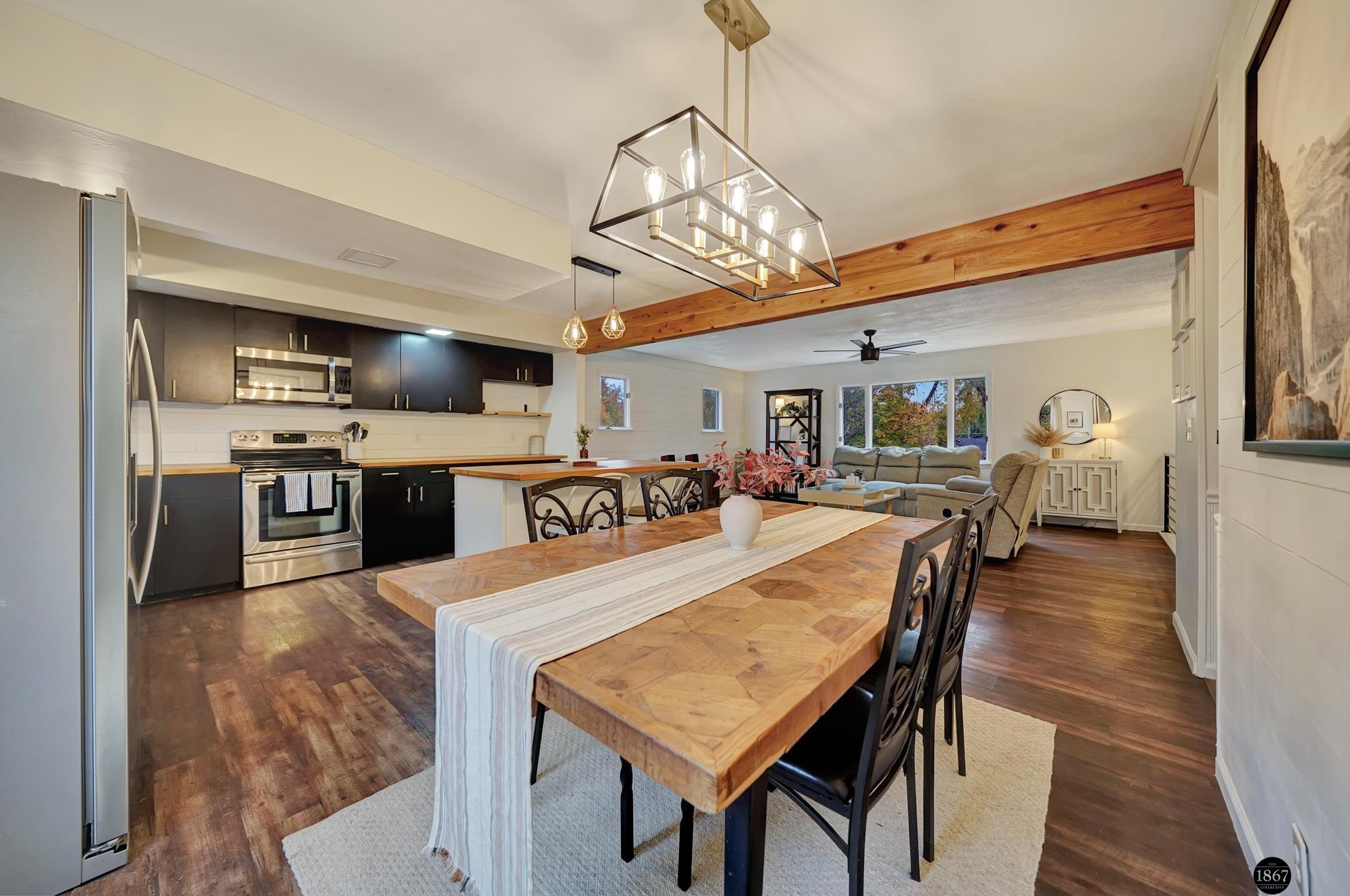 2849 N Cotner Boulevard