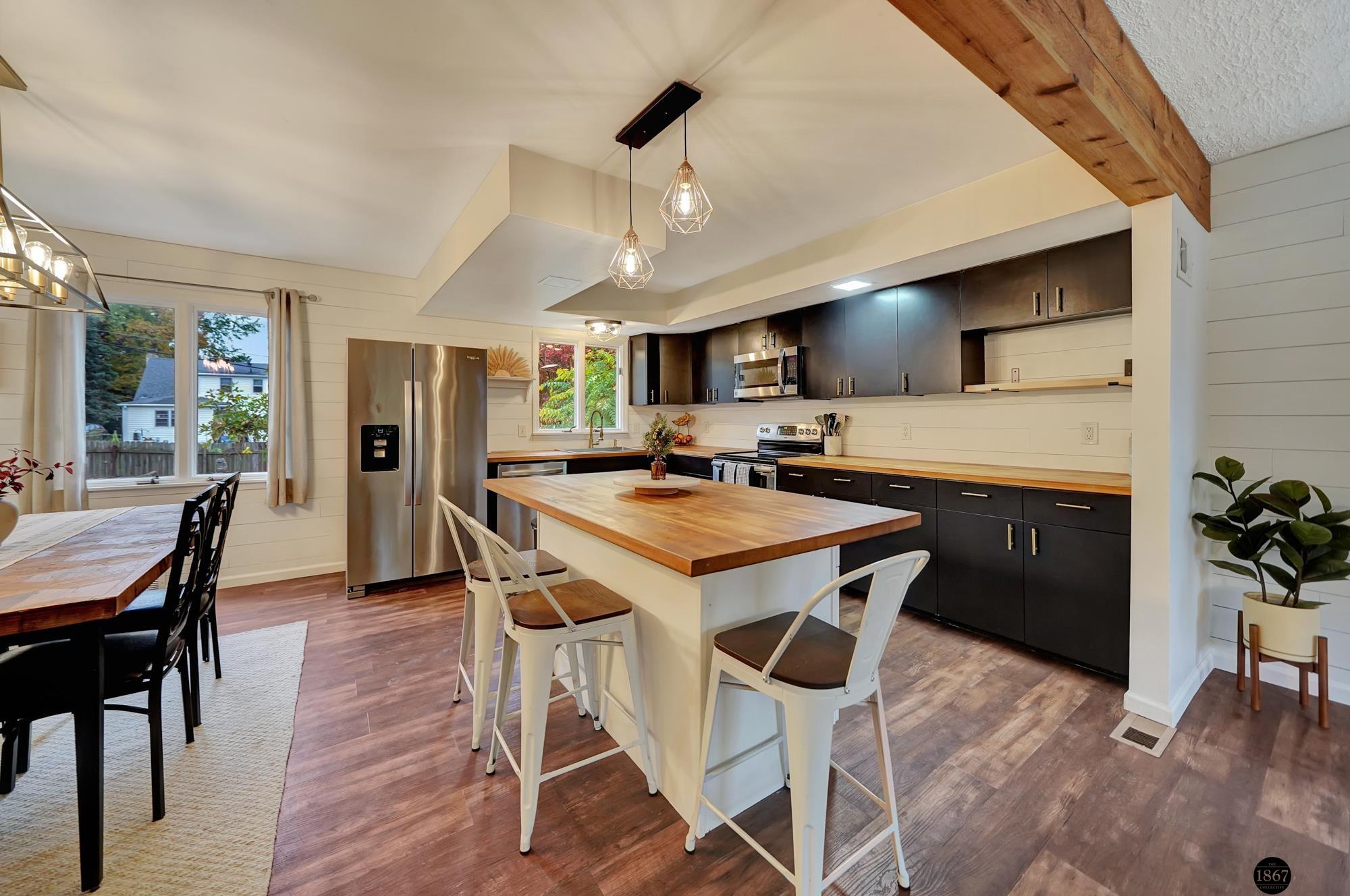 2849 N Cotner Boulevard