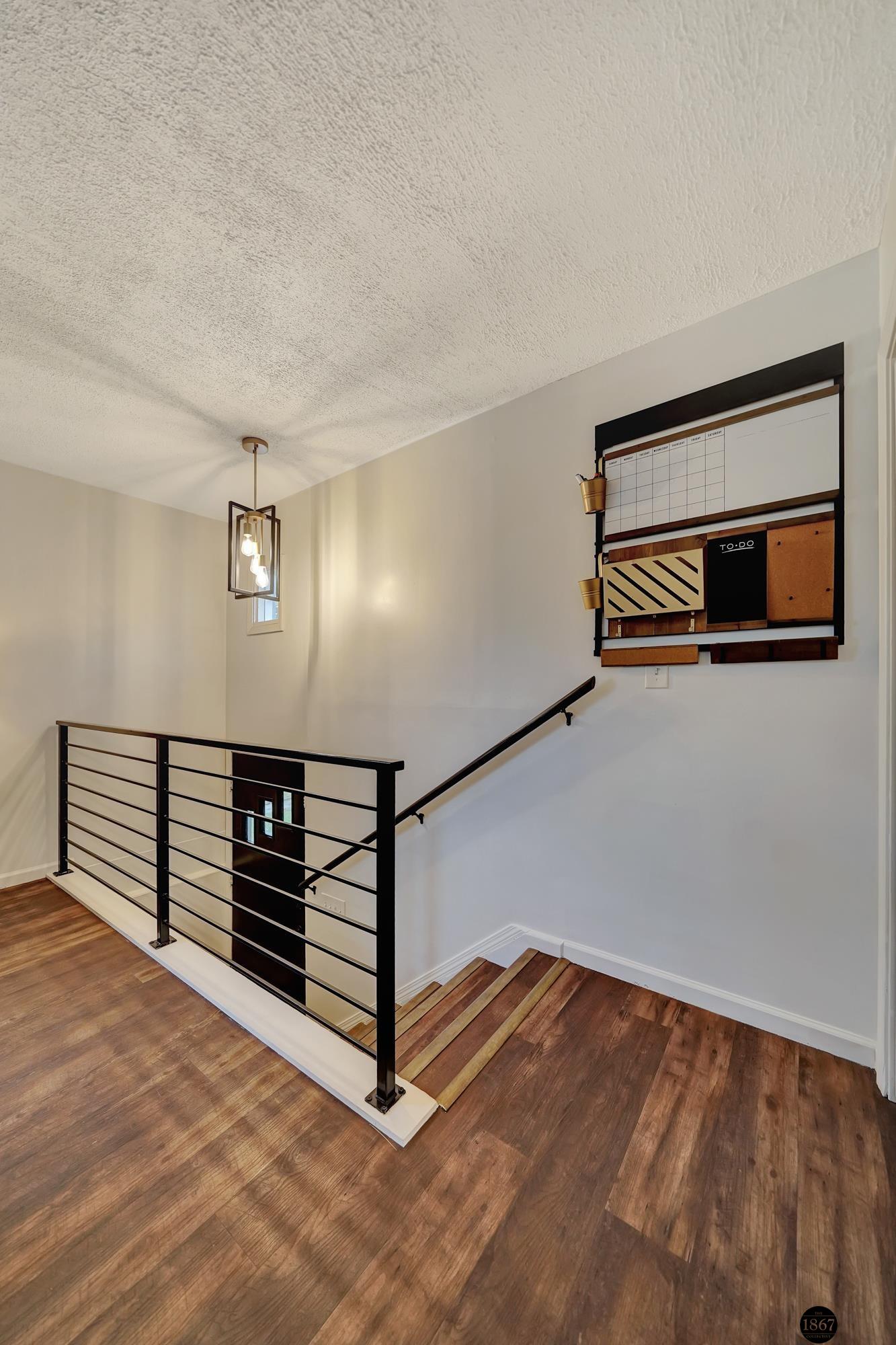 2849 N Cotner Boulevard