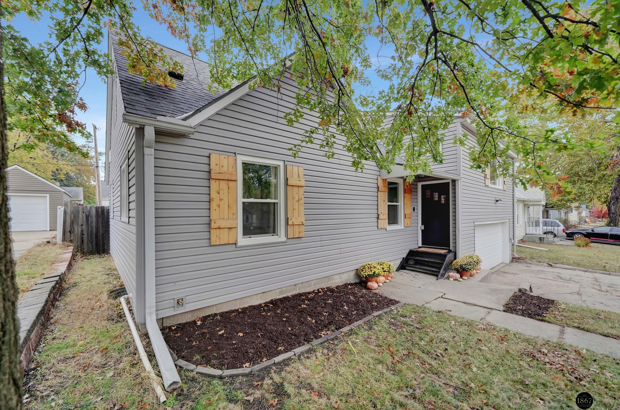 2849 N Cotner Boulevard