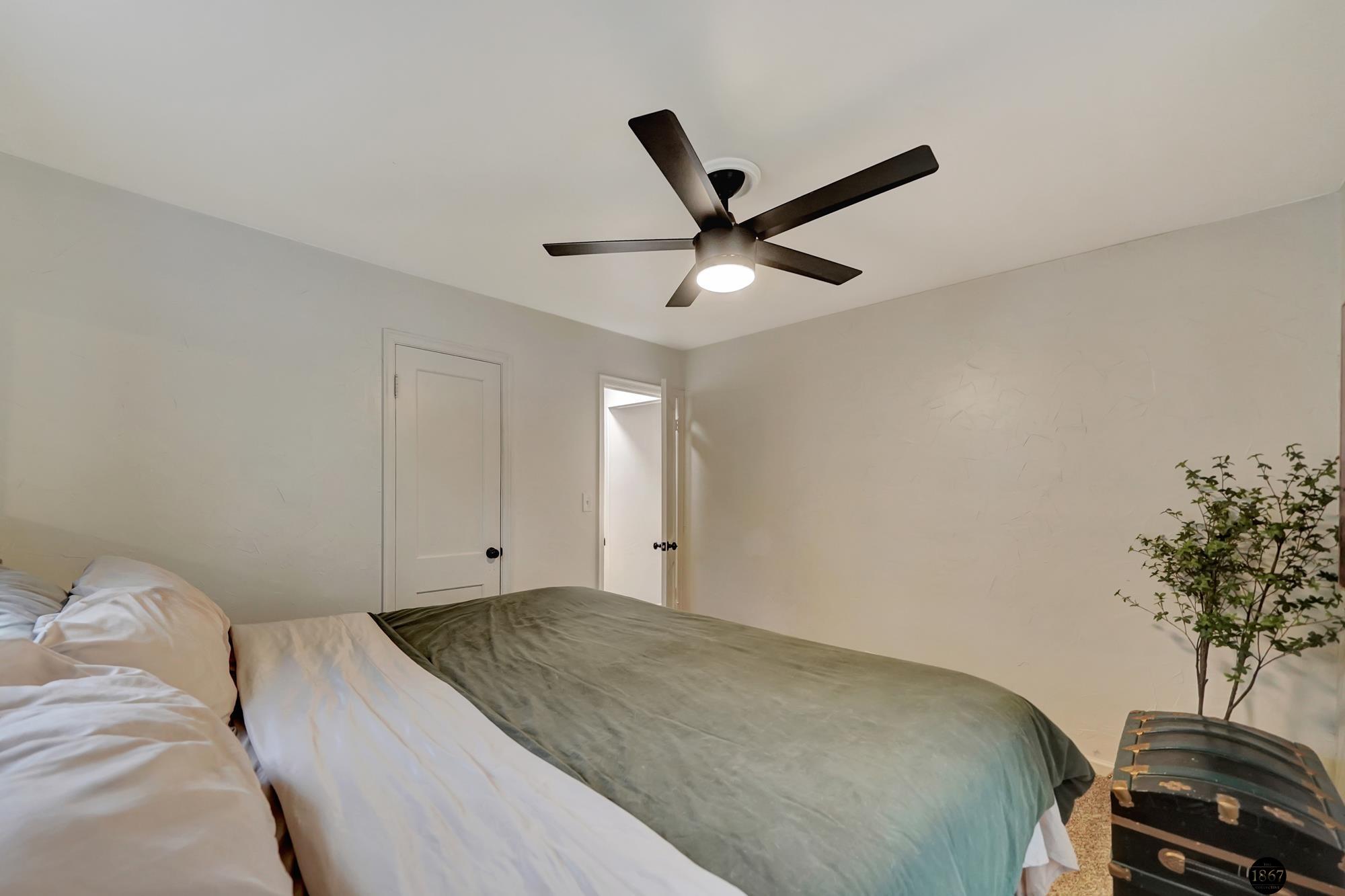 2849 N Cotner Boulevard