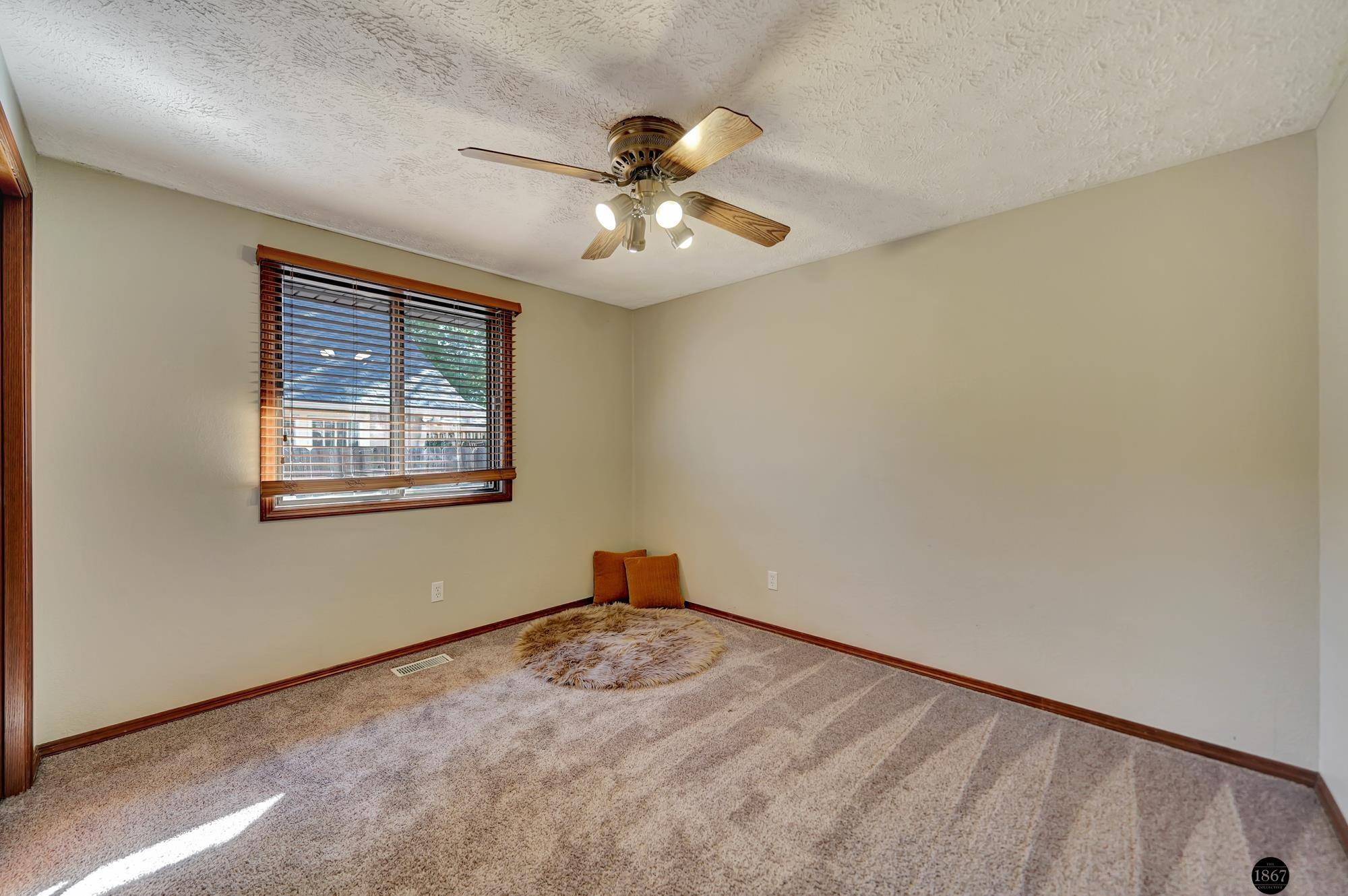 5302 Stockwell Street