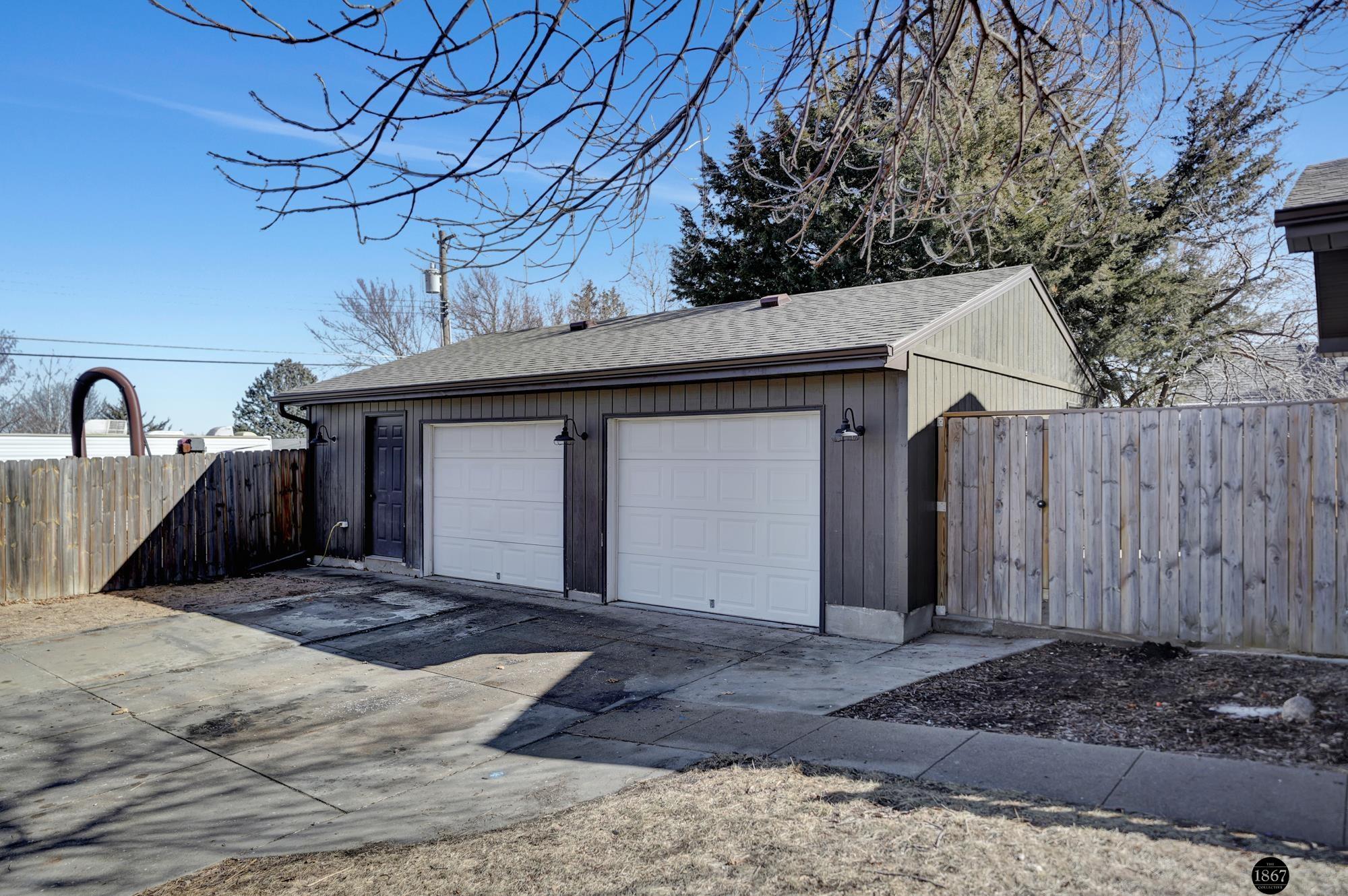 5302 Stockwell Street