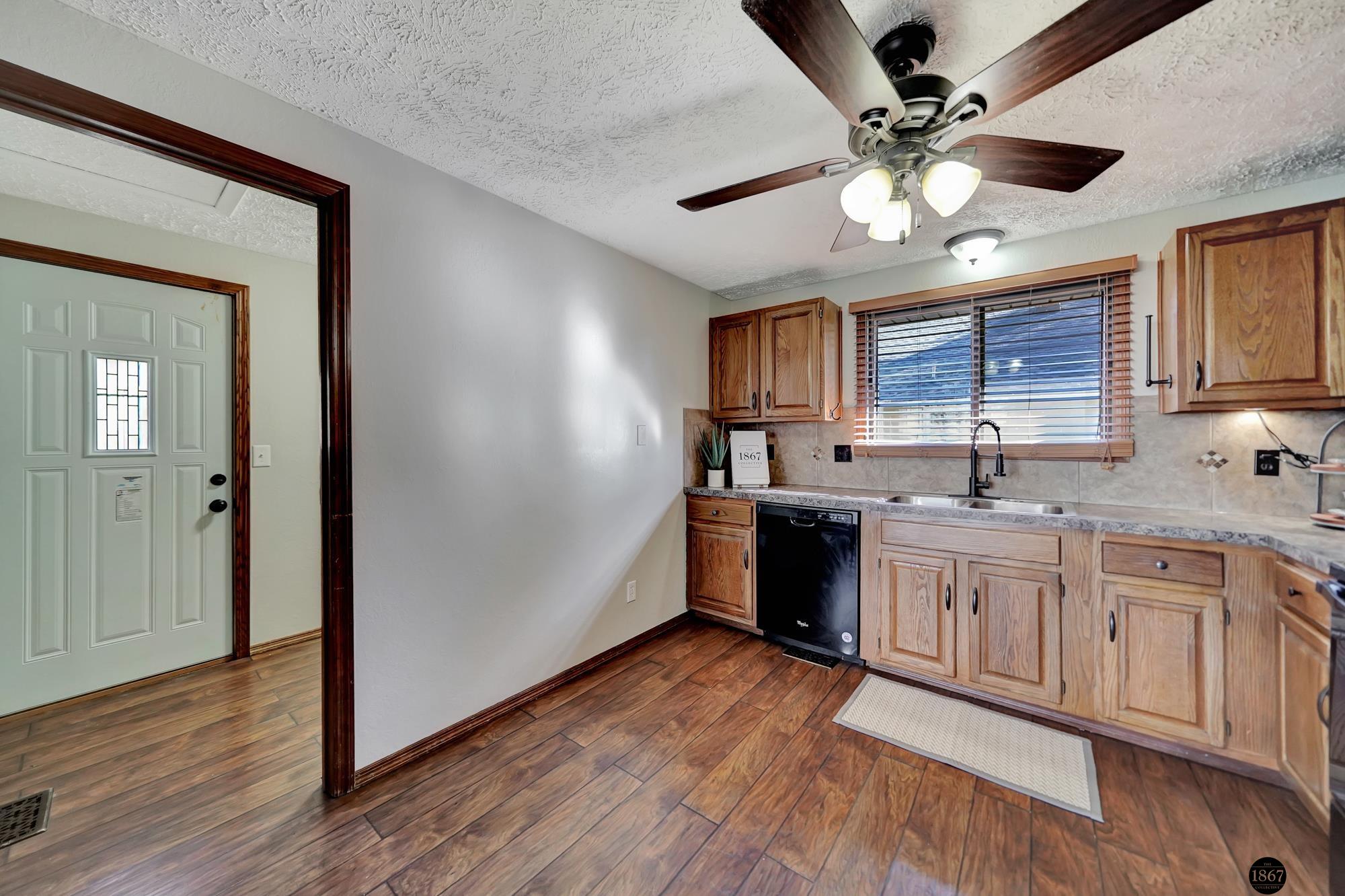 5302 Stockwell Street