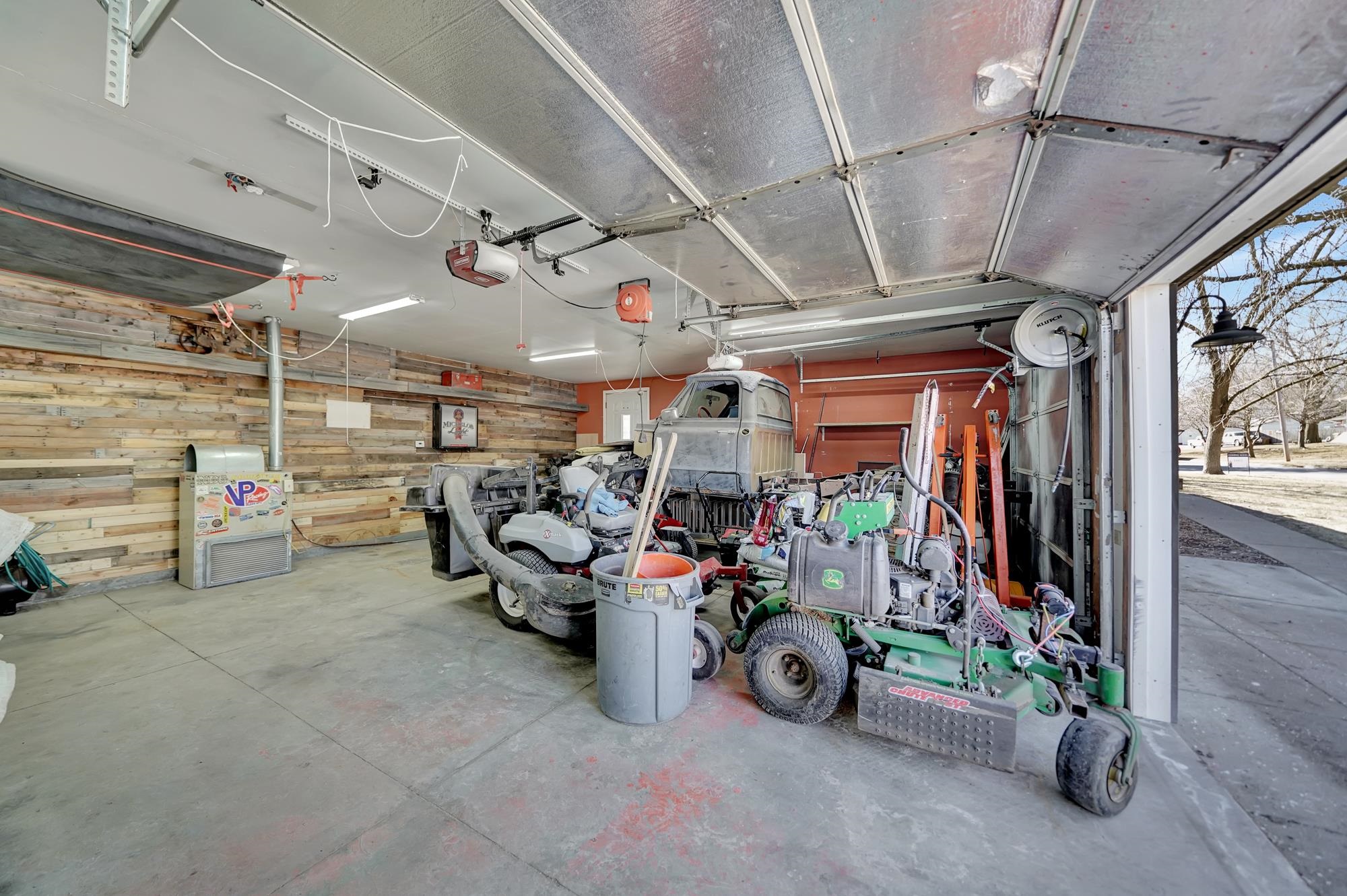 5302 Stockwell Street