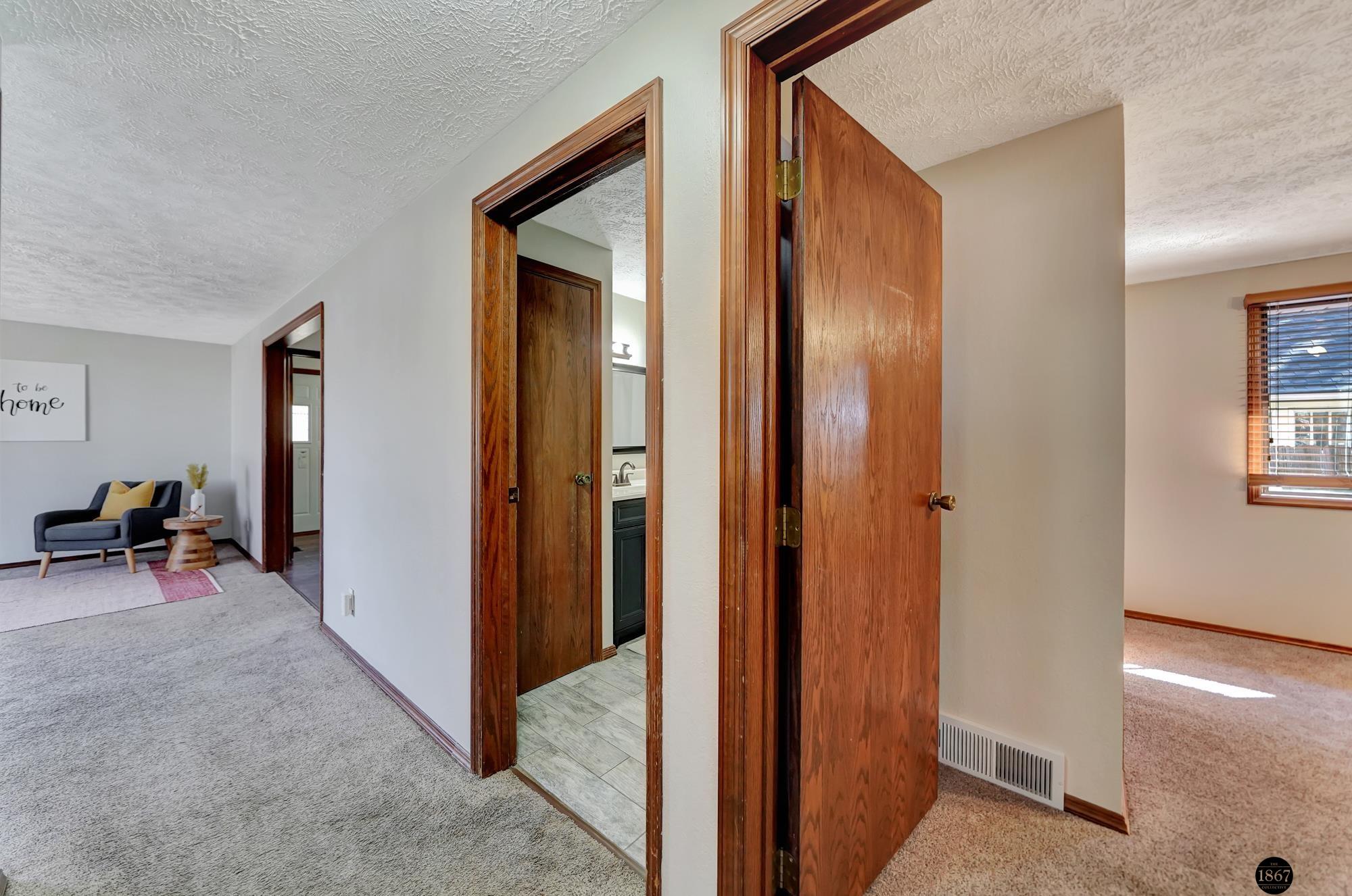 5302 Stockwell Street