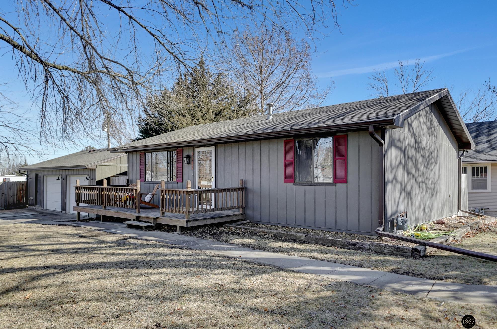 5302 Stockwell Street