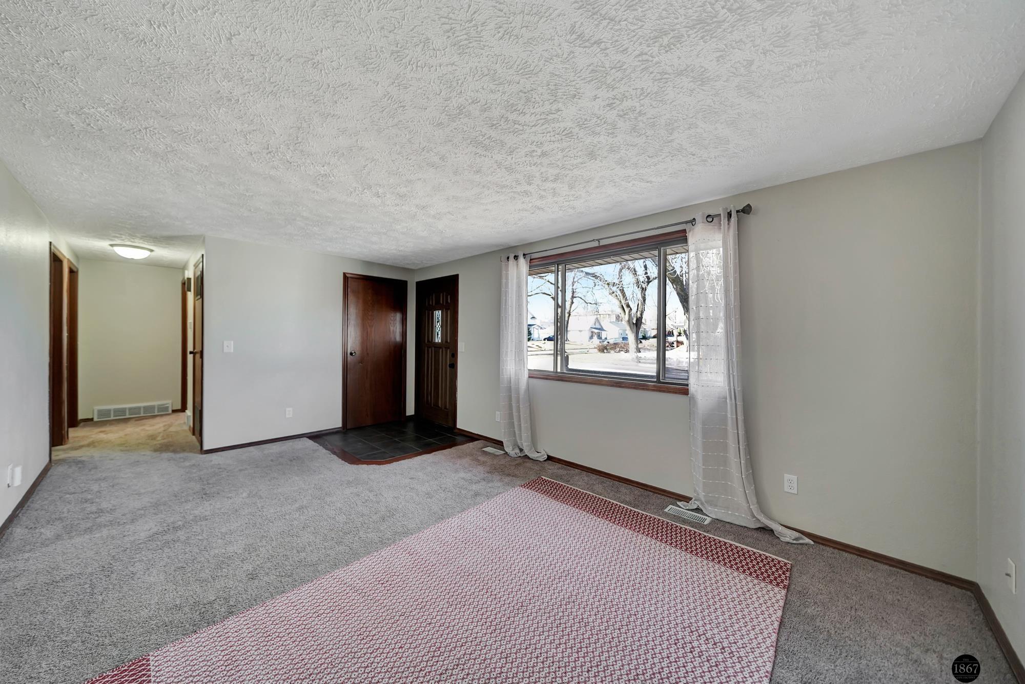 5302 Stockwell Street