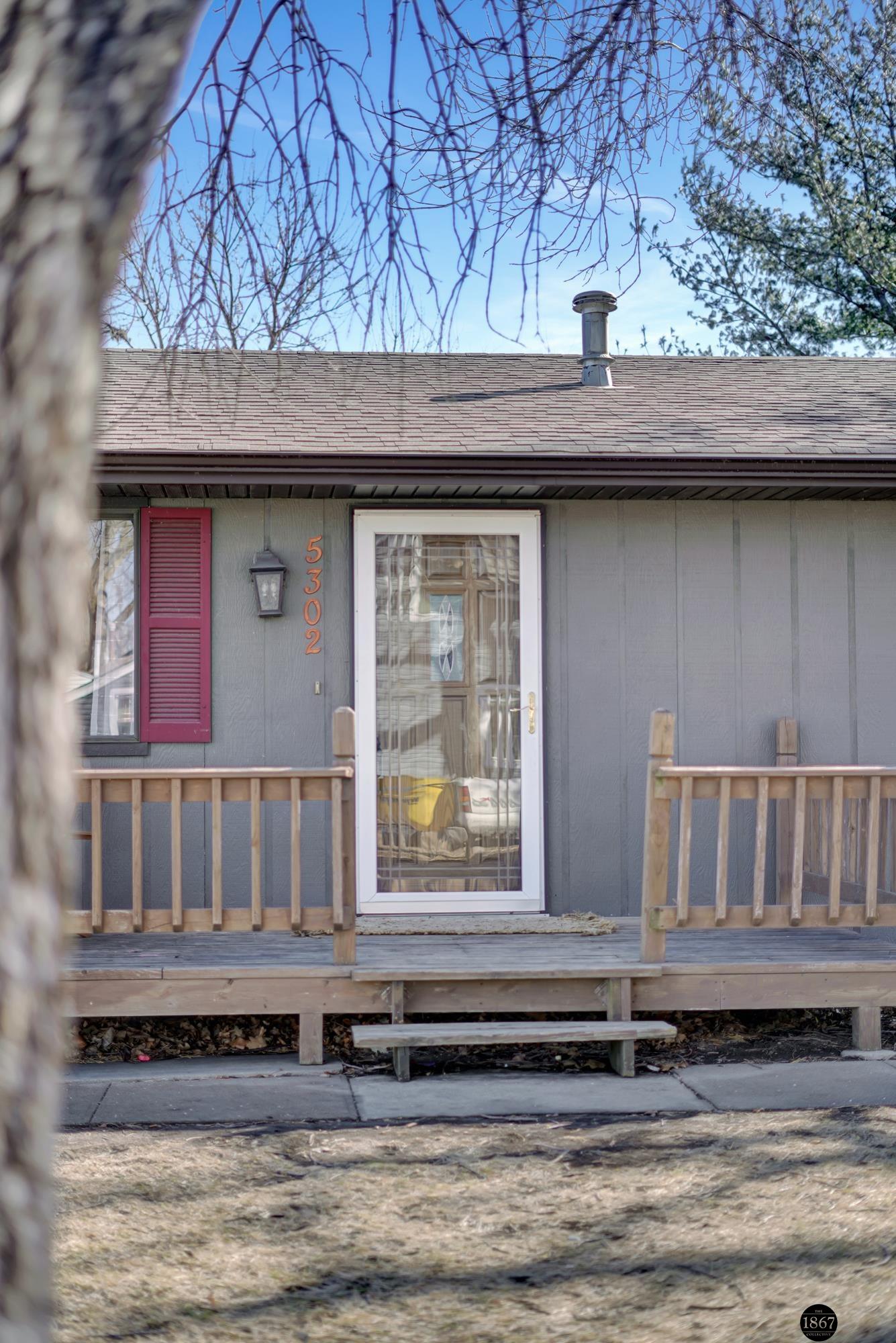 5302 Stockwell Street