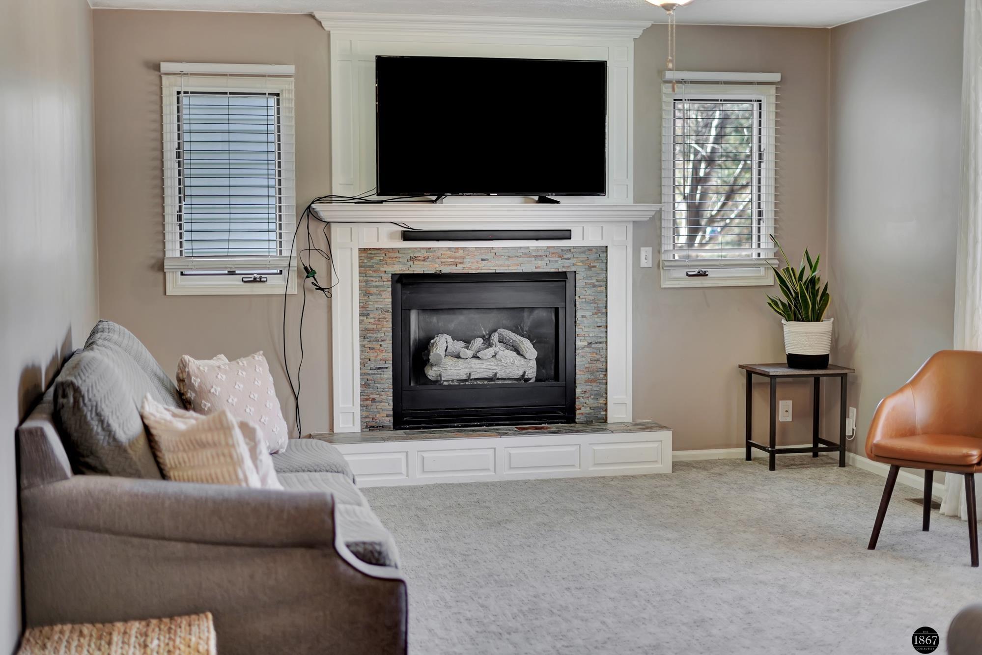 7045 Beaver Hollow Circle