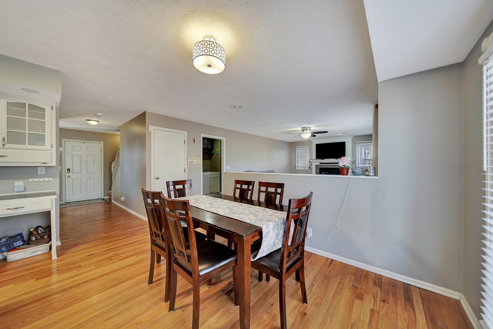 7045 Beaver Hollow Circle