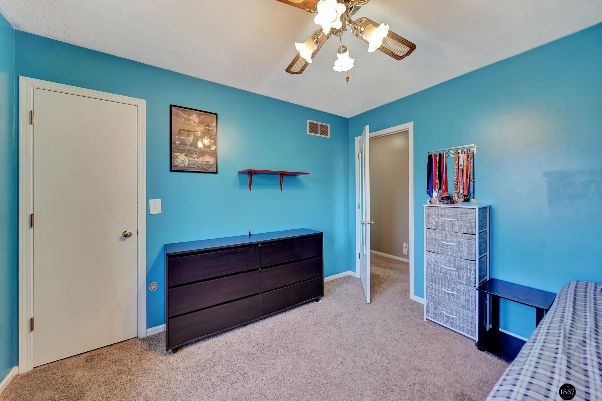 7045 Beaver Hollow Circle