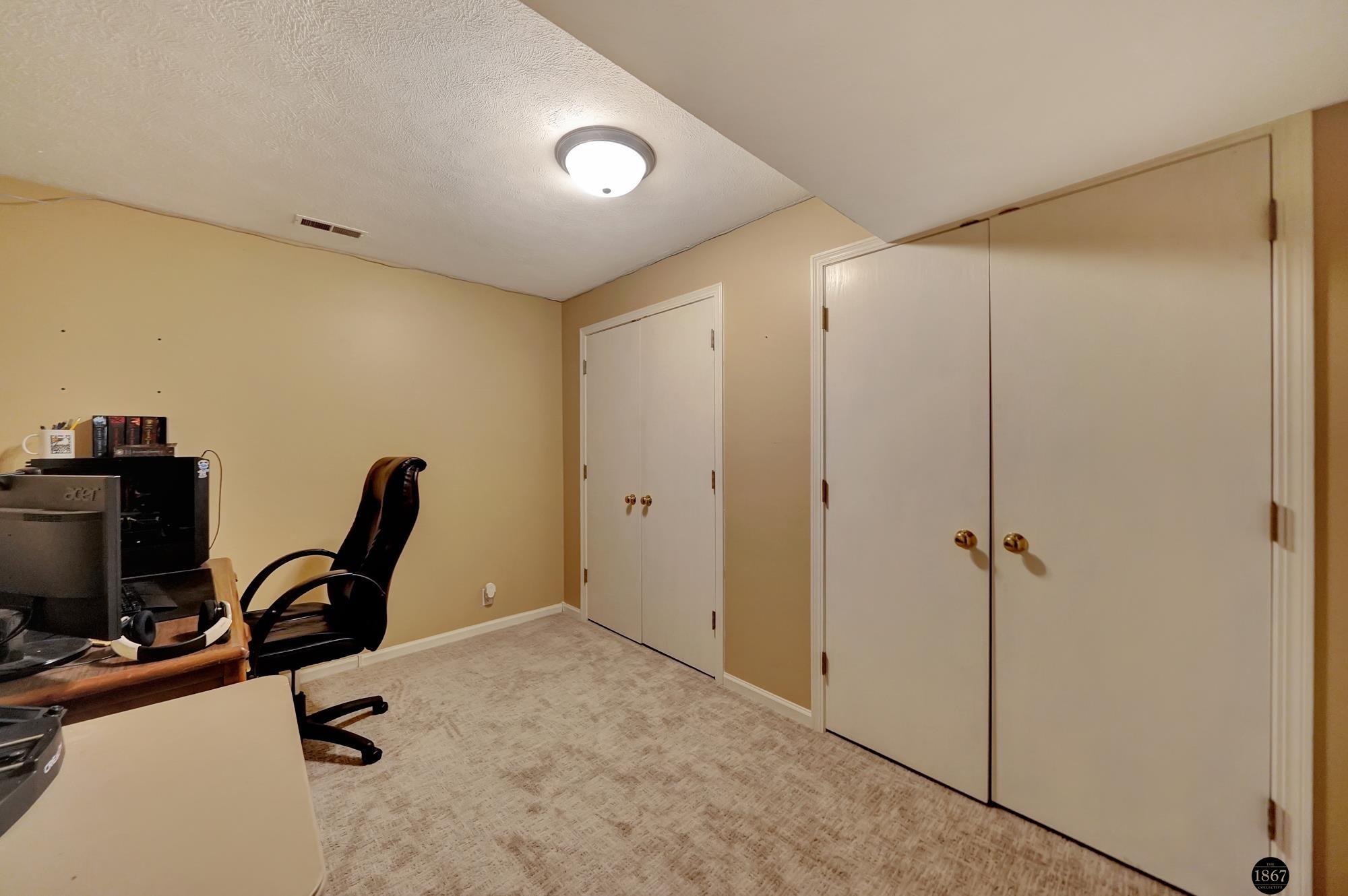 7045 Beaver Hollow Circle