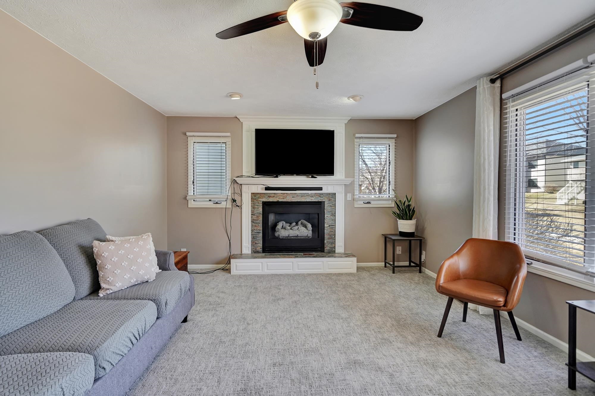 7045 Beaver Hollow Circle