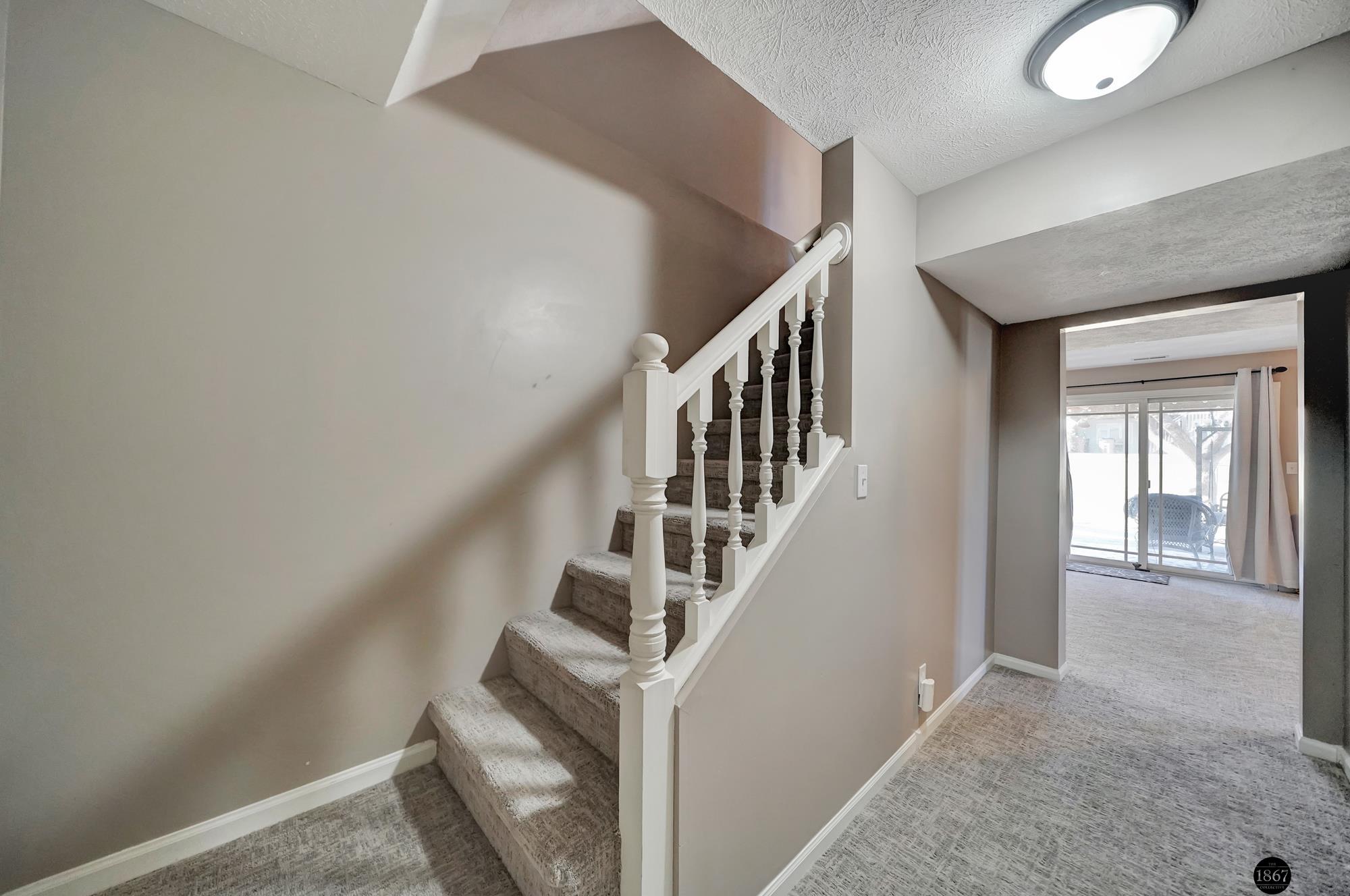 7045 Beaver Hollow Circle