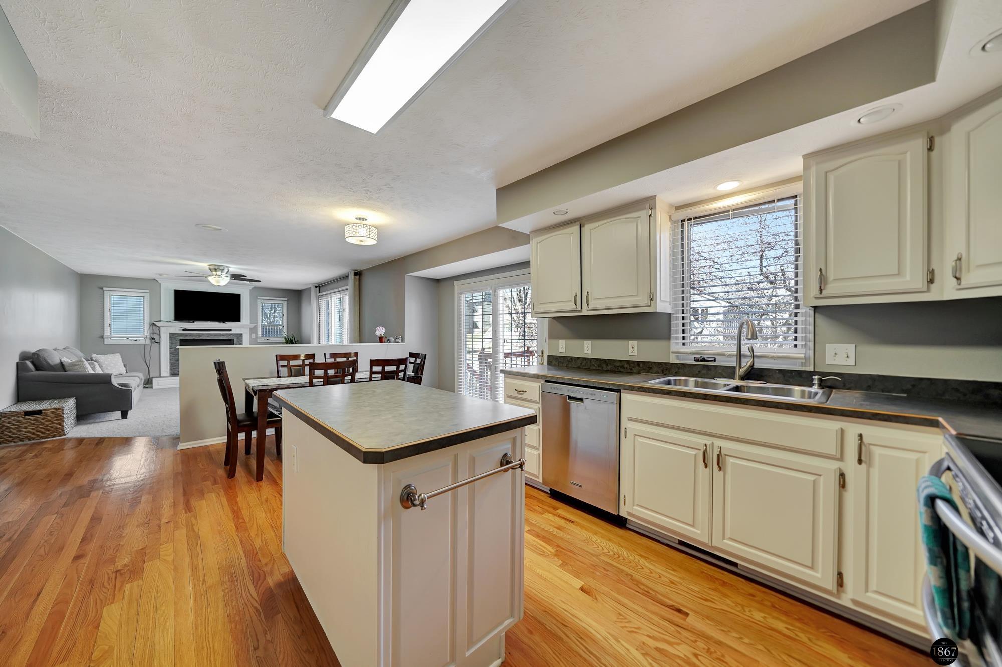 7045 Beaver Hollow Circle