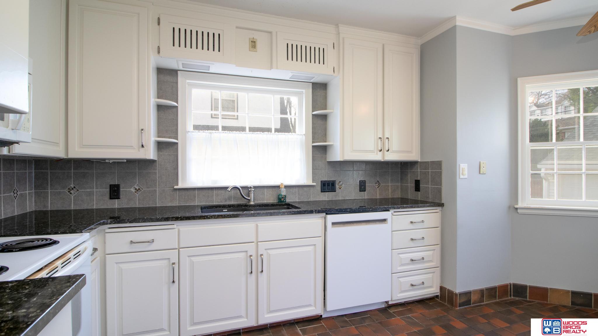 2830 Woodsdale Boulevard