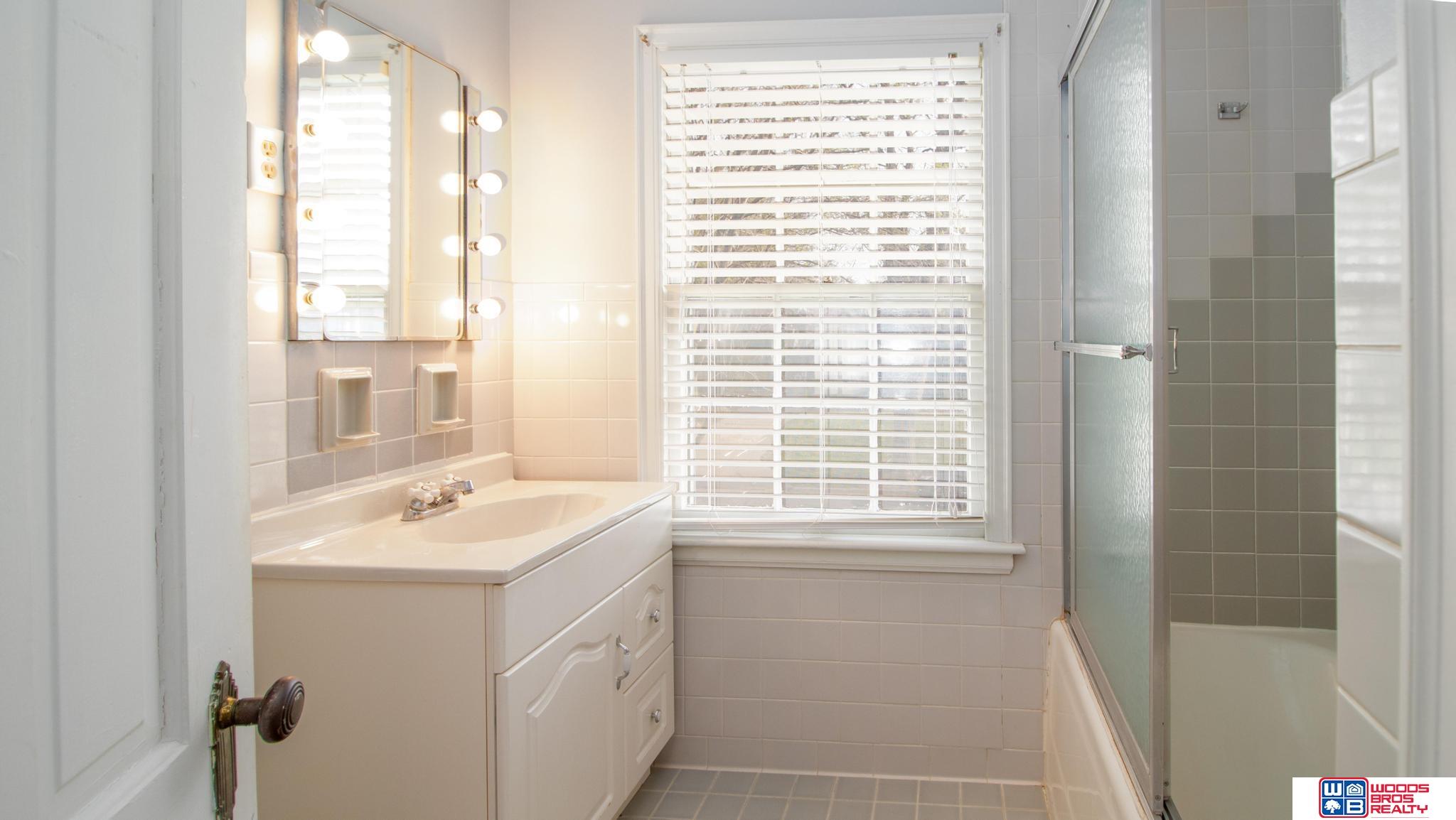 2830 Woodsdale Boulevard