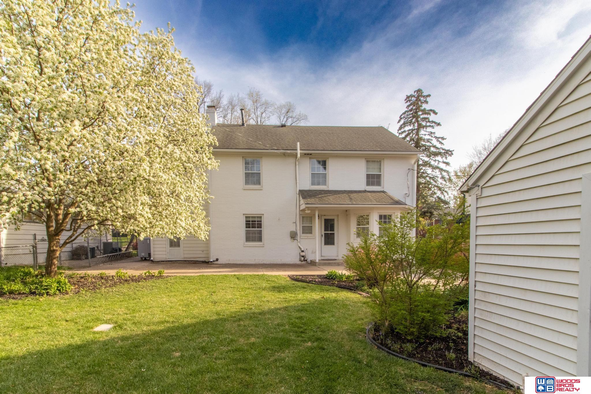 2830 Woodsdale Boulevard