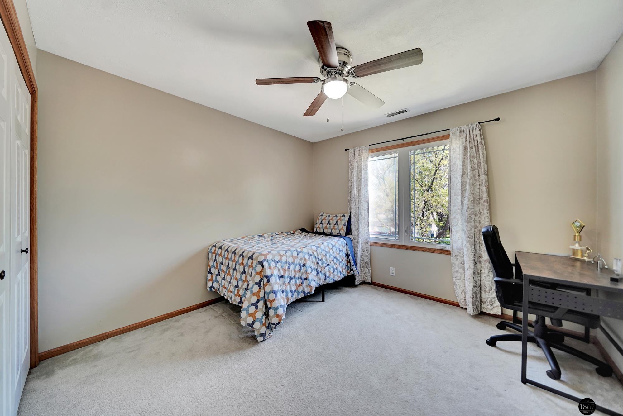 7233 Beaver Hollow Circle