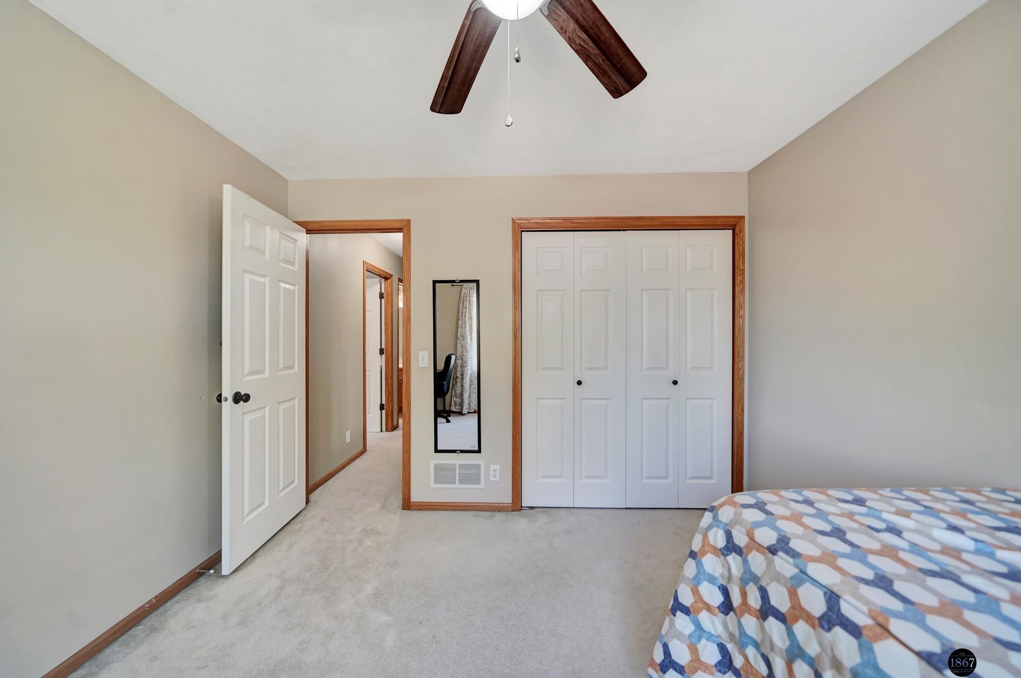 7233 Beaver Hollow Circle