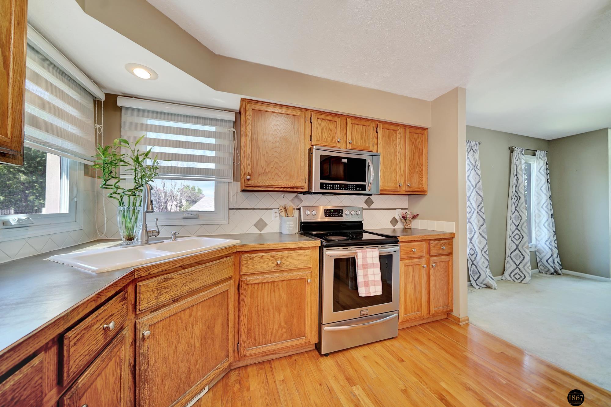 7233 Beaver Hollow Circle