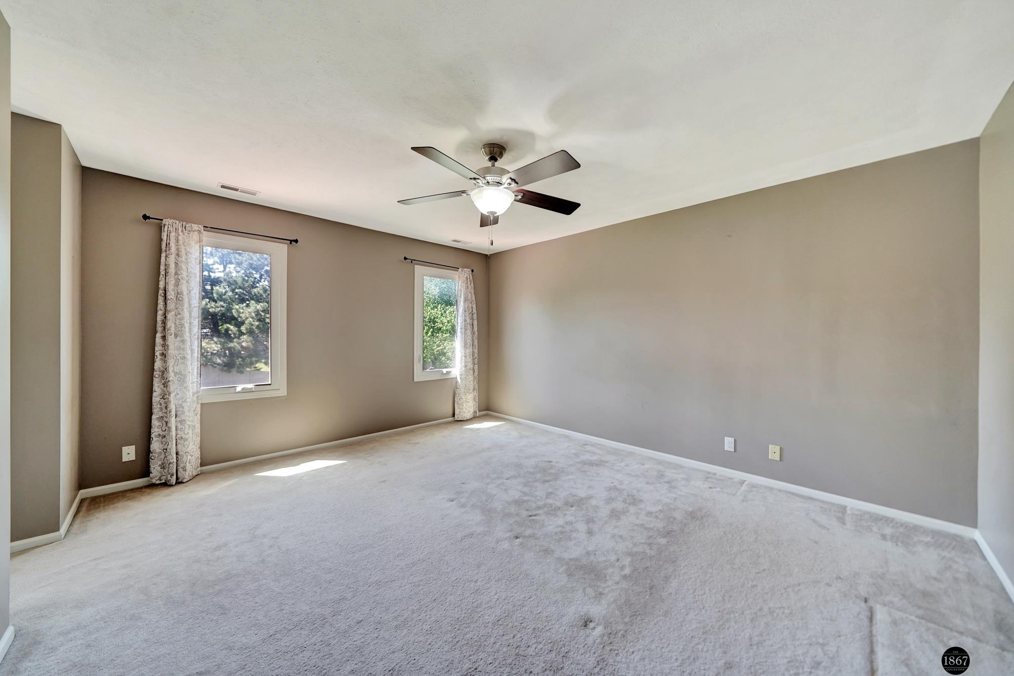 7233 Beaver Hollow Circle