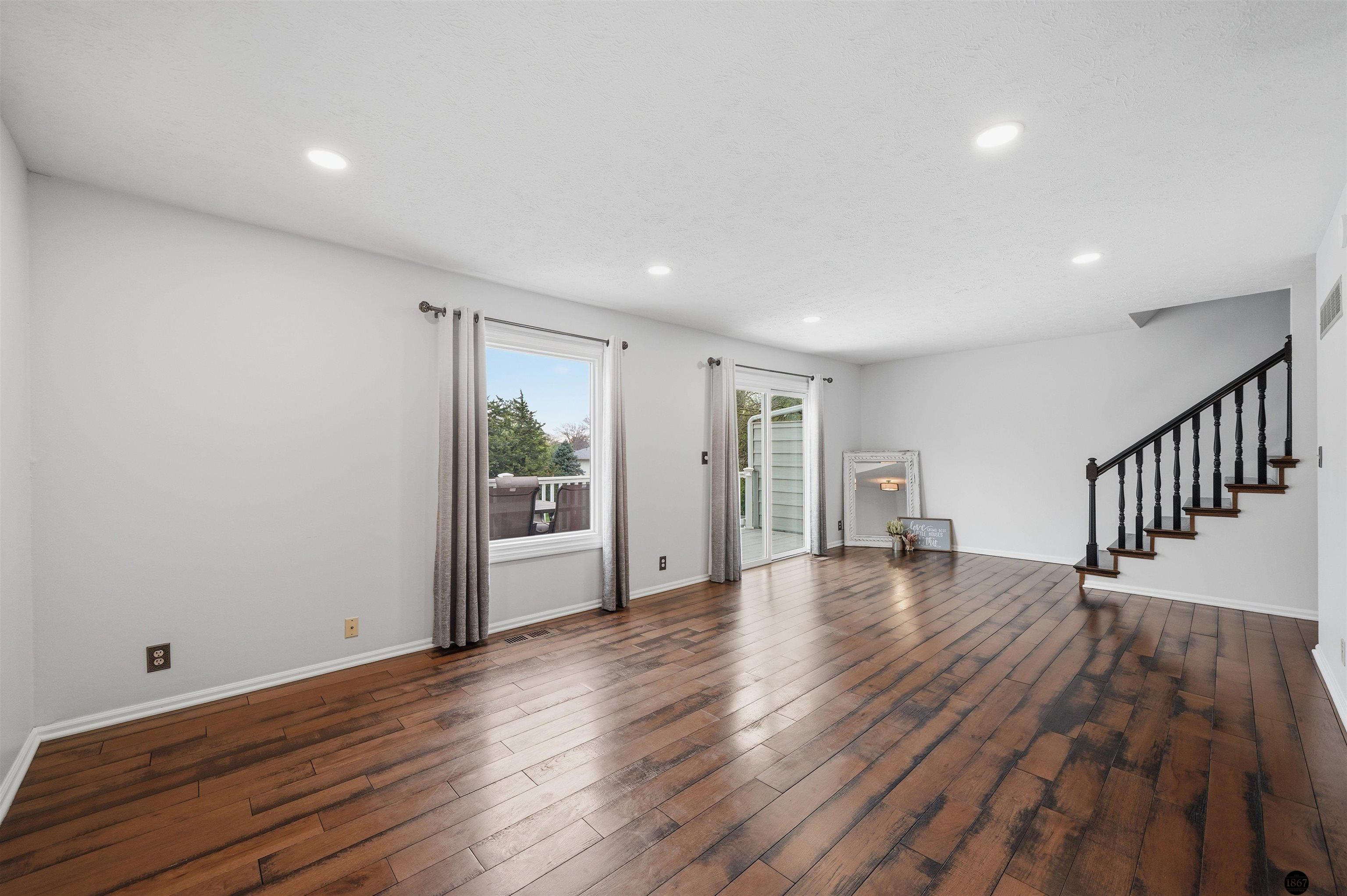 5852 Locust Street