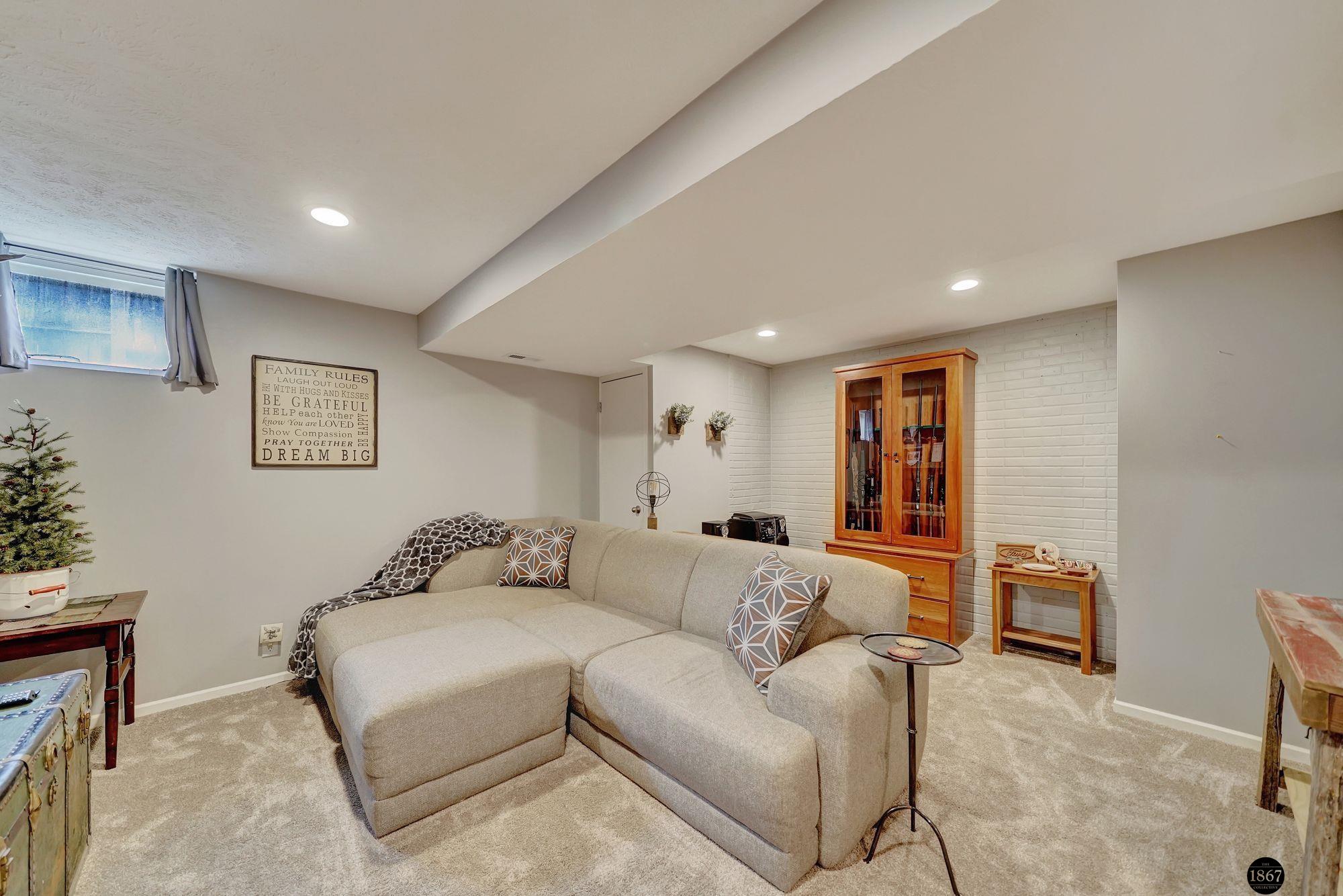 2740 Kipling Circle