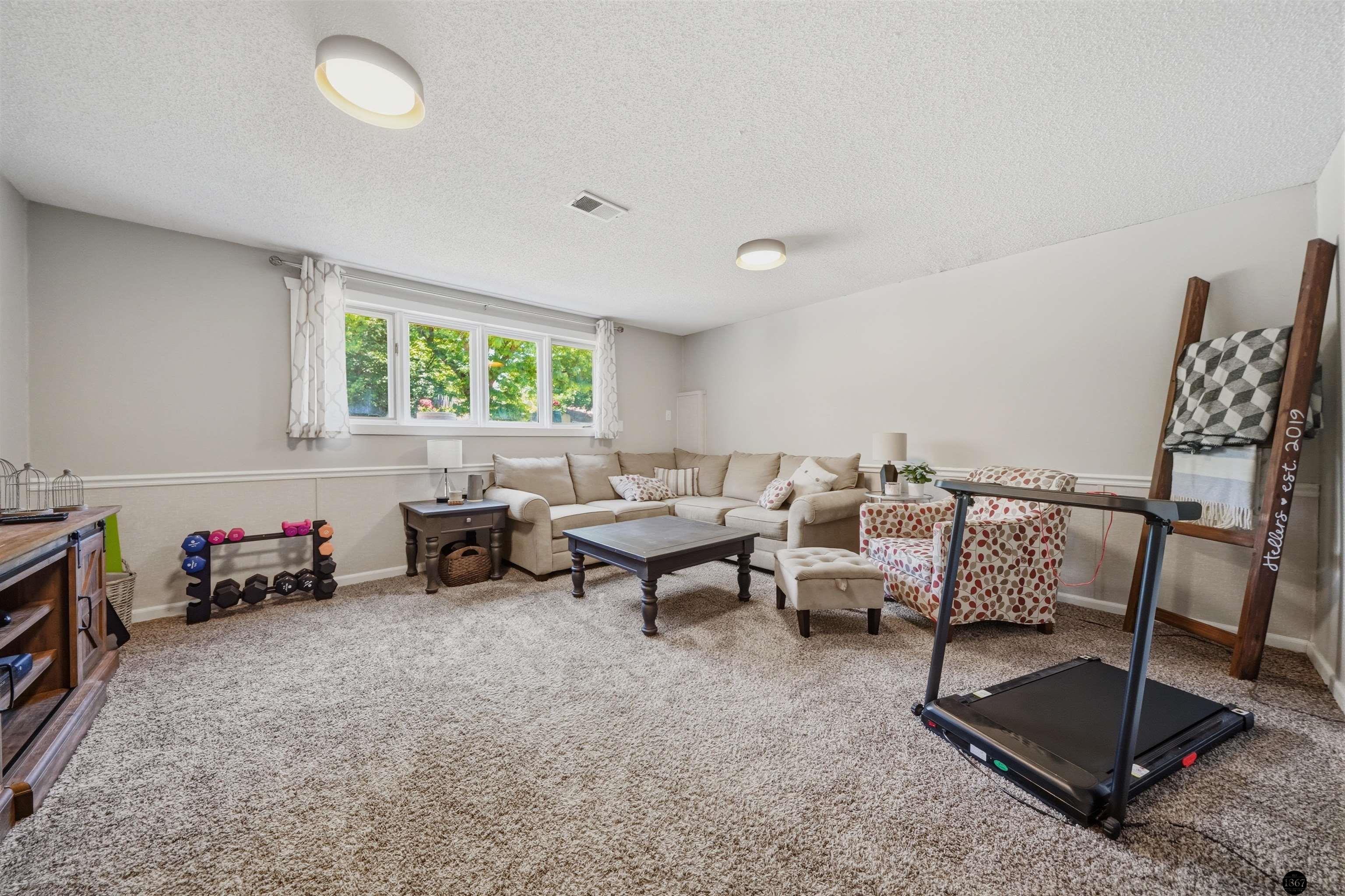 5821 Deerwood Drive