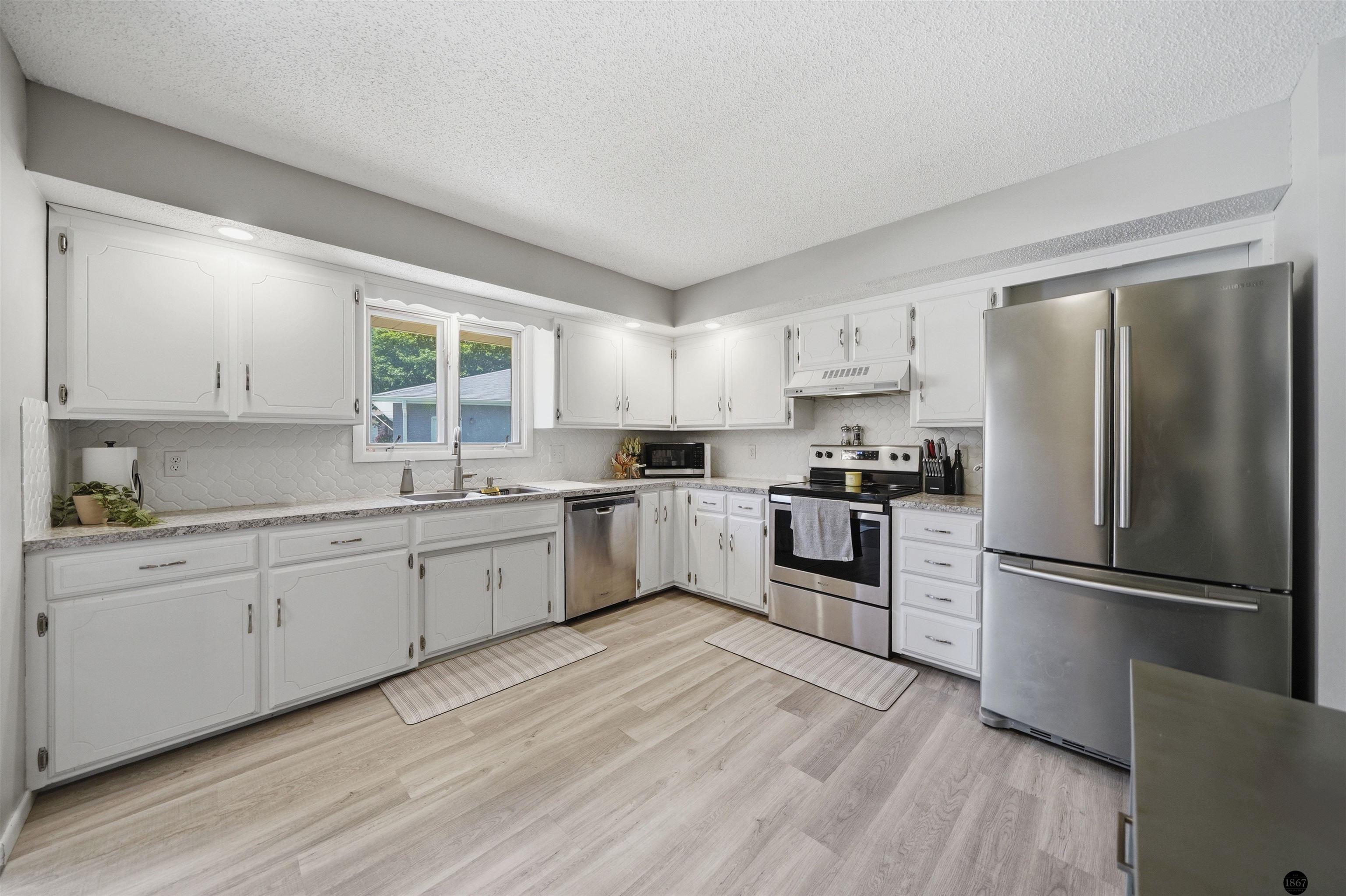 5821 Deerwood Drive