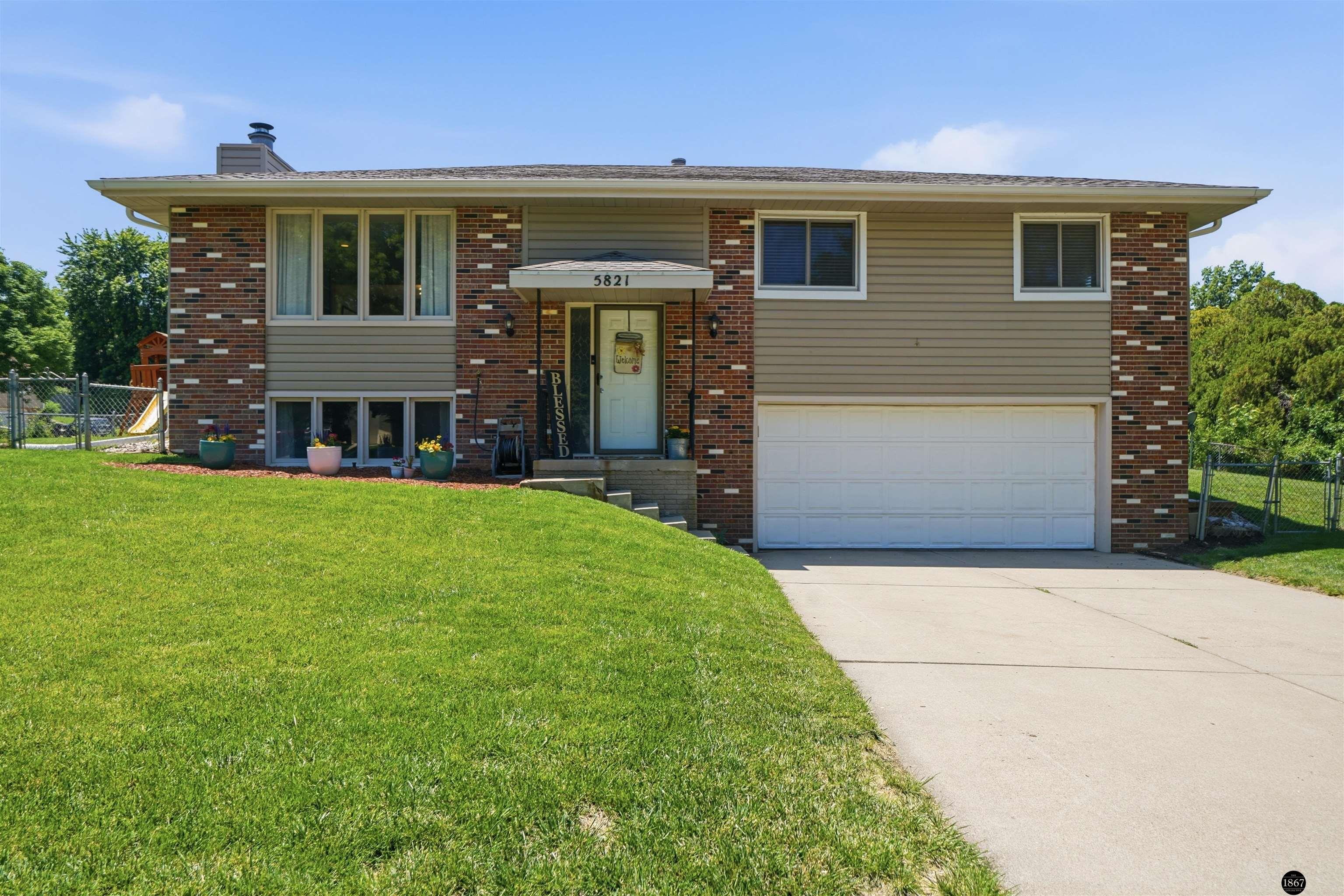 5821 Deerwood Drive