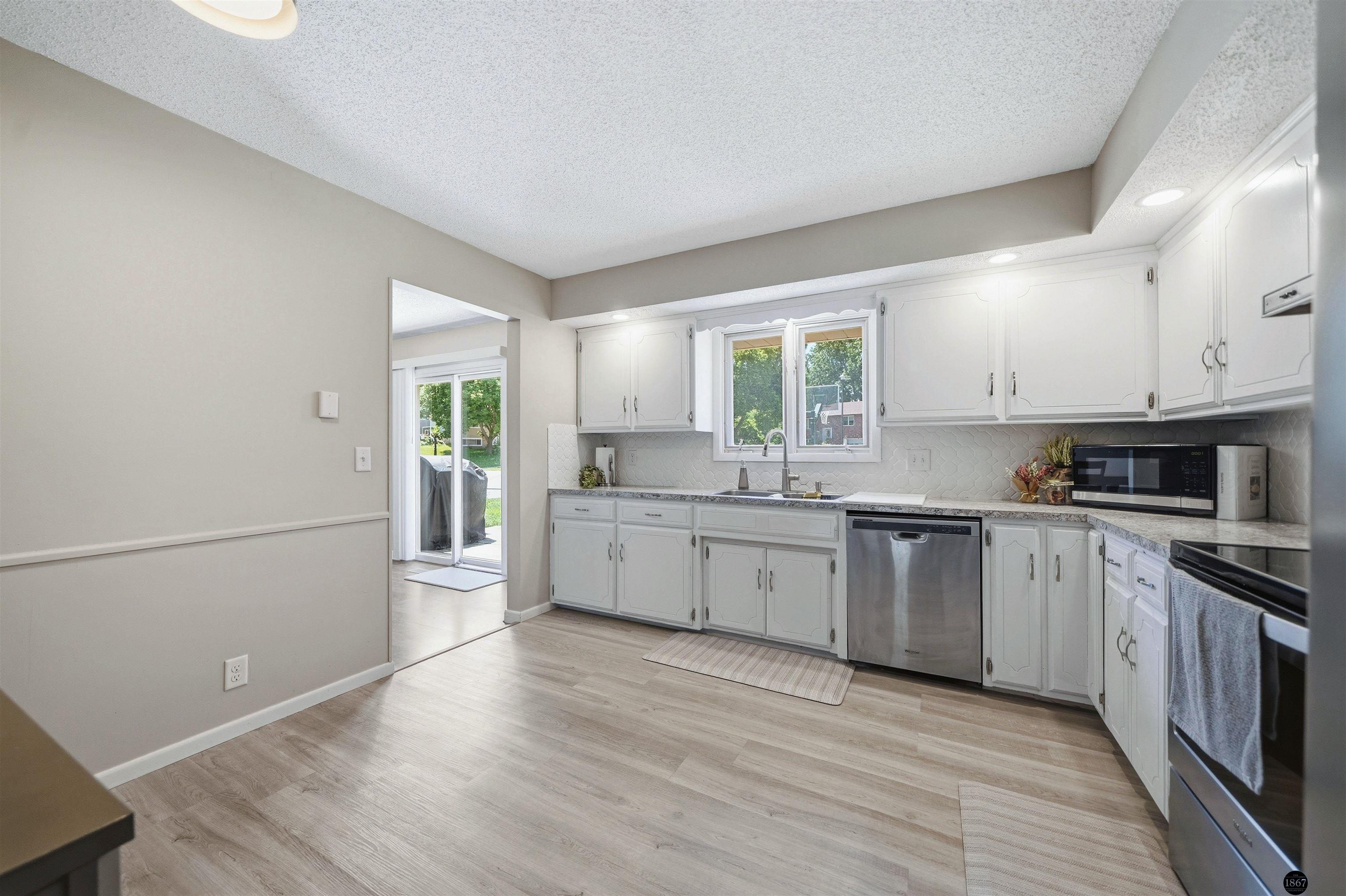 5821 Deerwood Drive