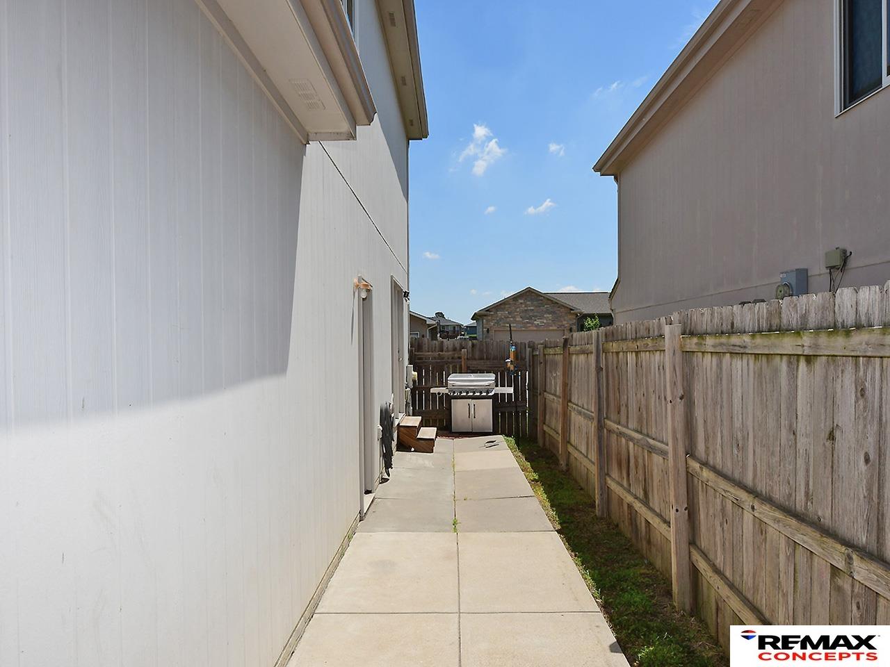 3005 W Kyle Lane