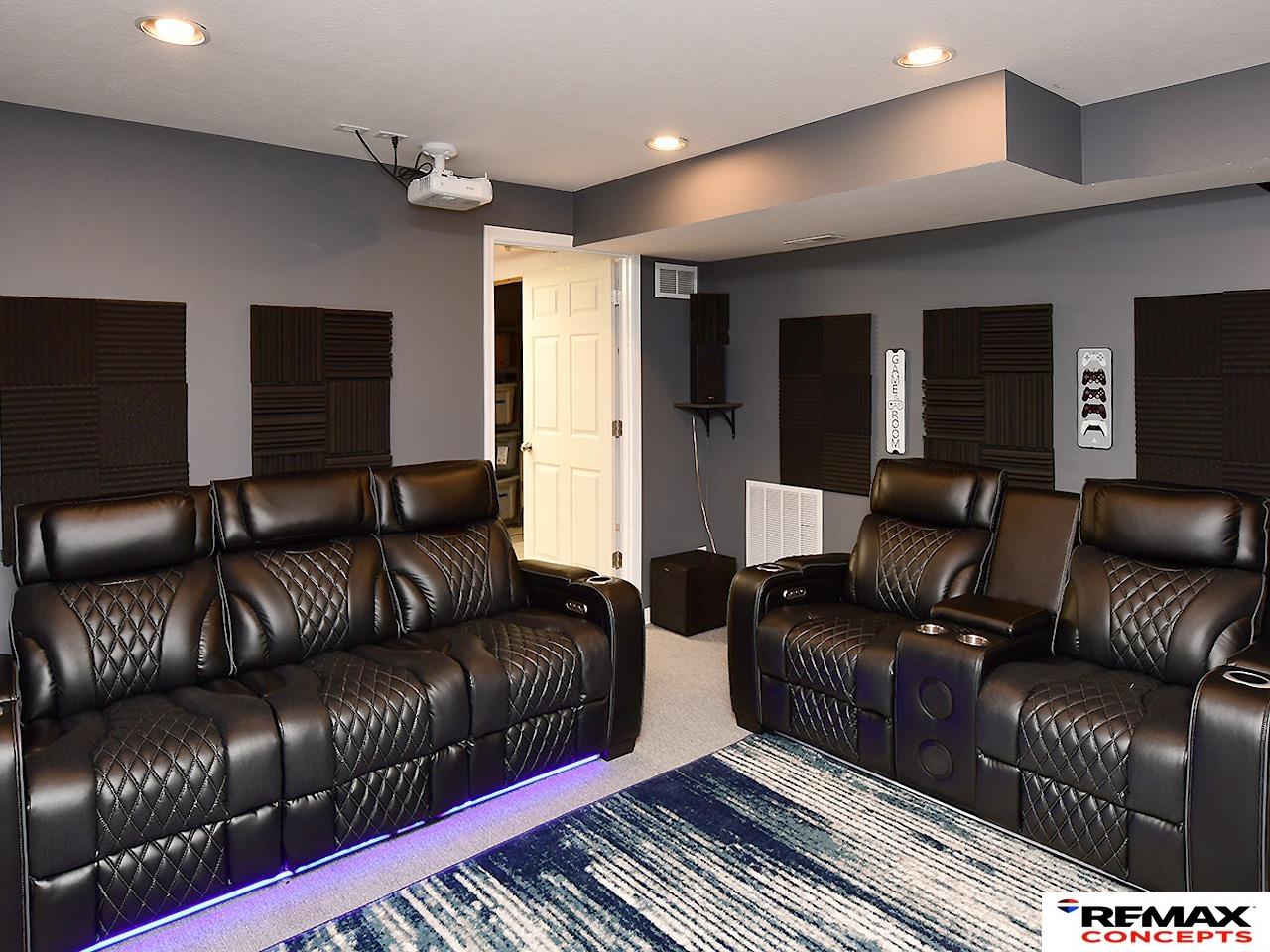 3005 W Kyle Lane