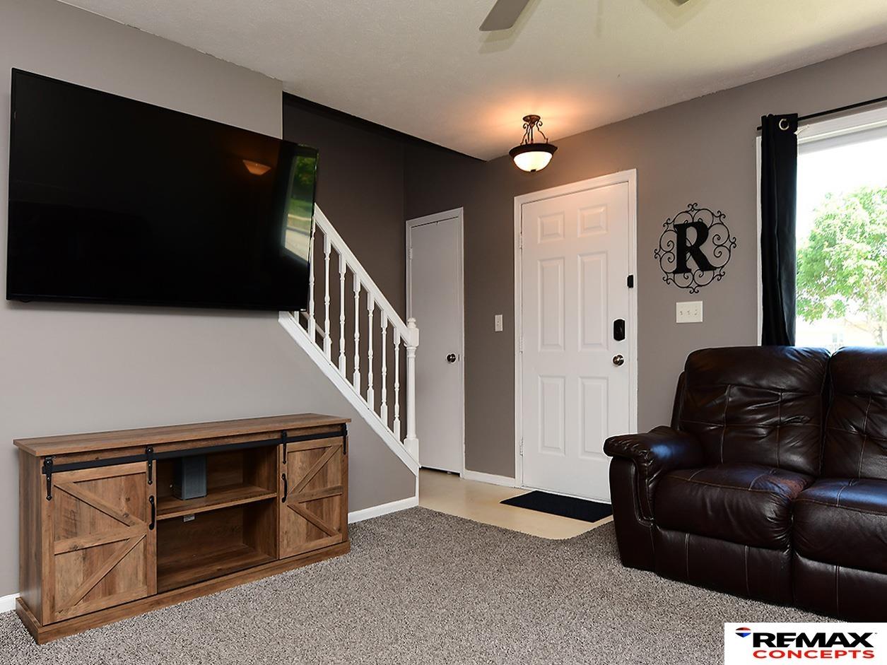 3005 W Kyle Lane