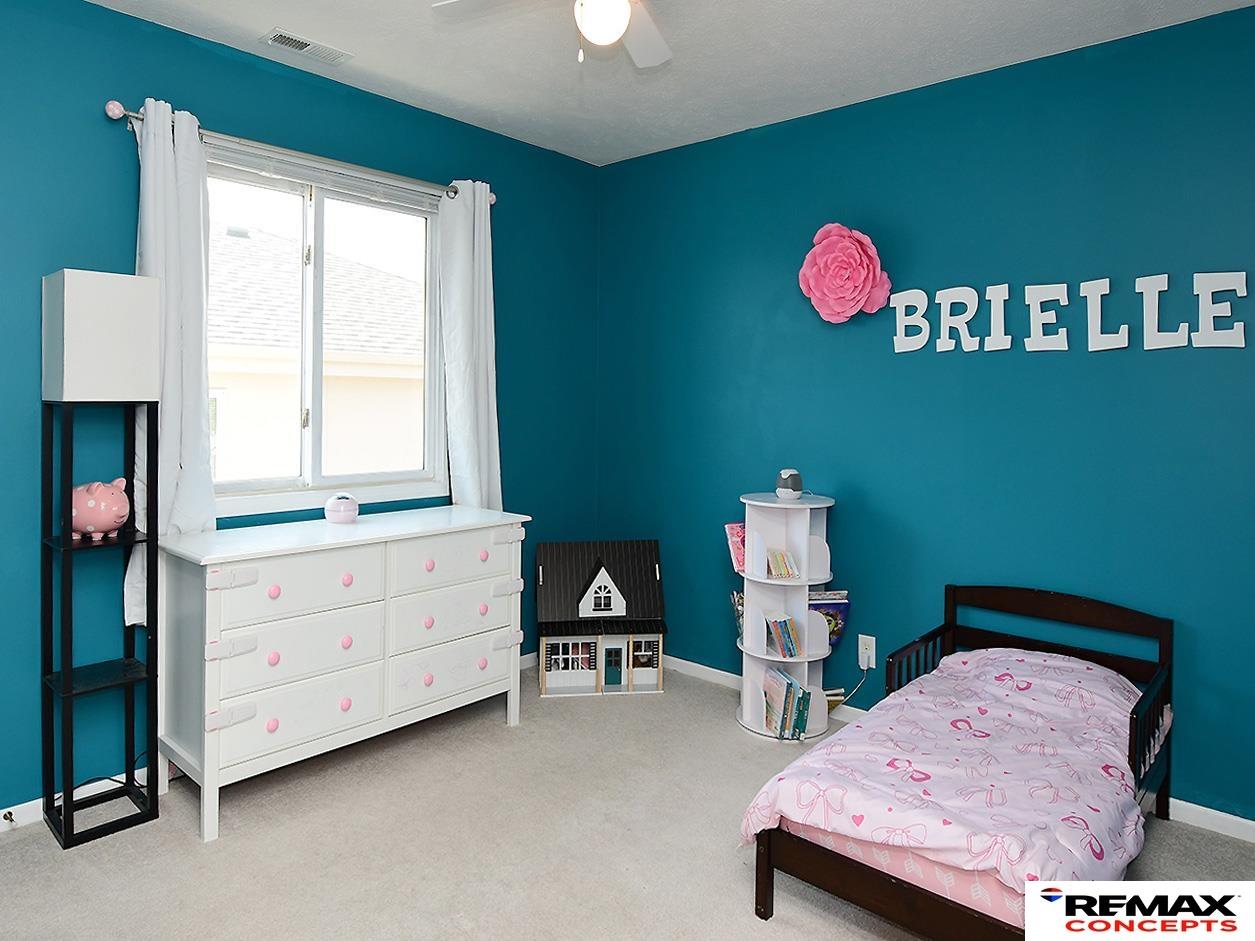 3005 W Kyle Lane