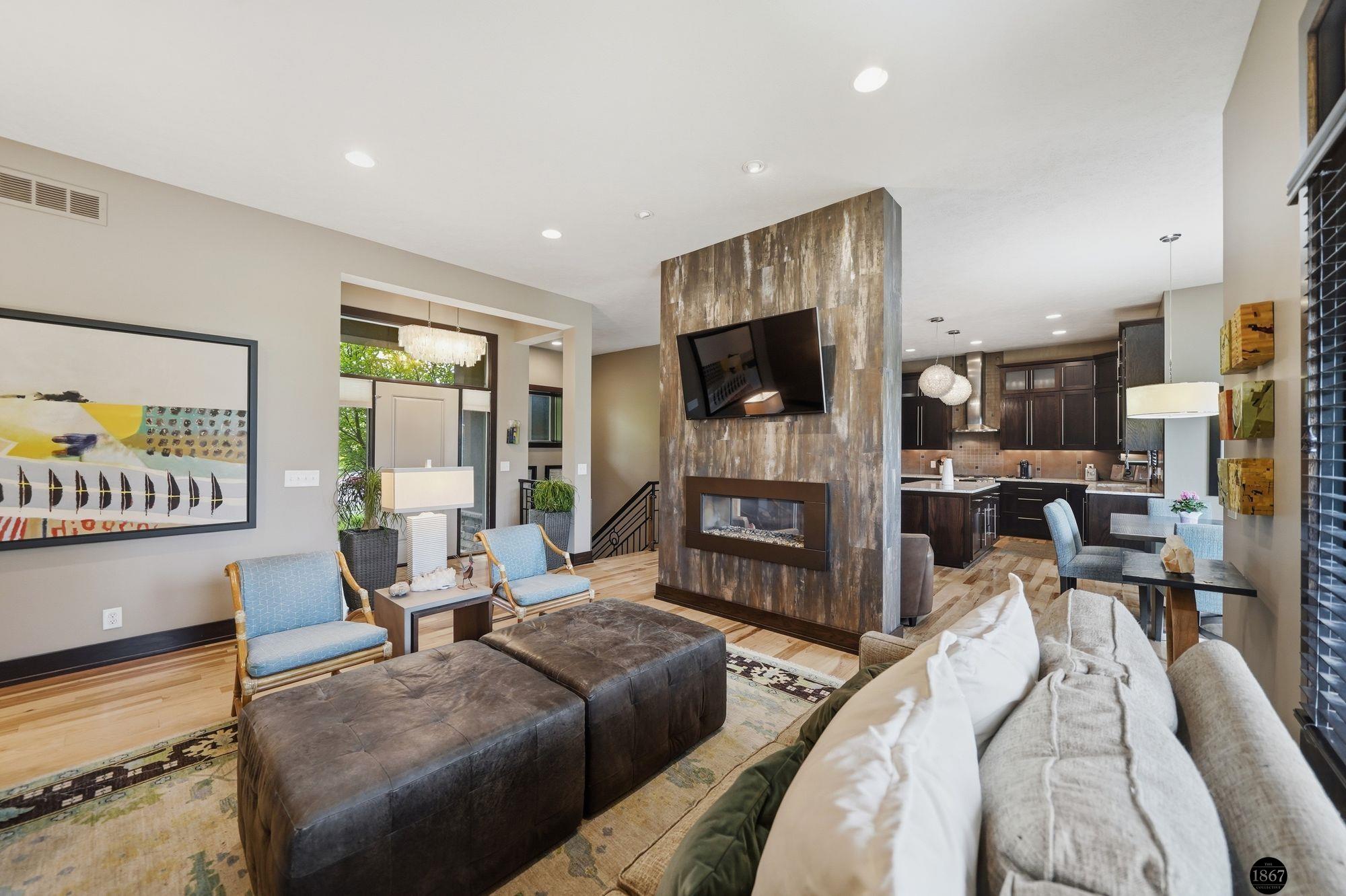 9650 Cotswold Lane
