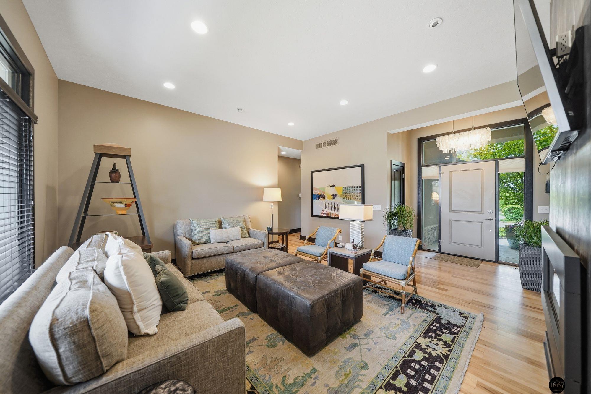 9650 Cotswold Lane