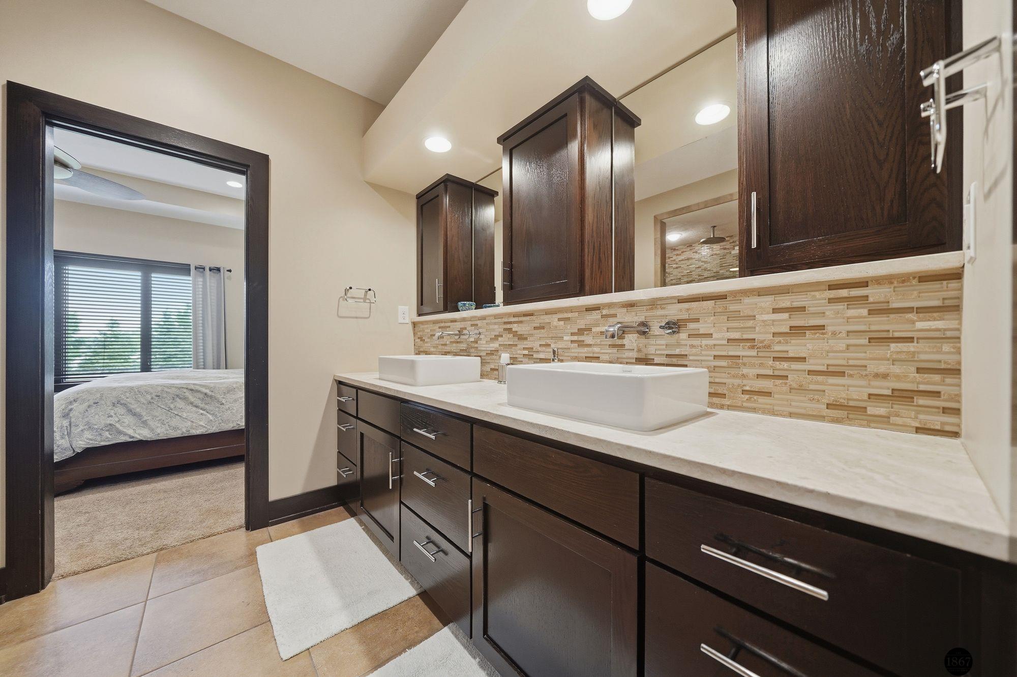 9650 Cotswold Lane