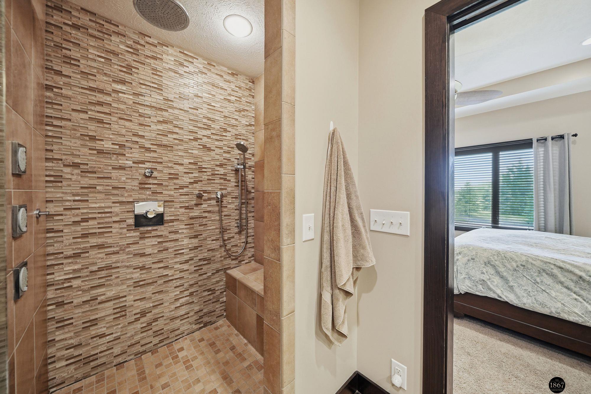 9650 Cotswold Lane