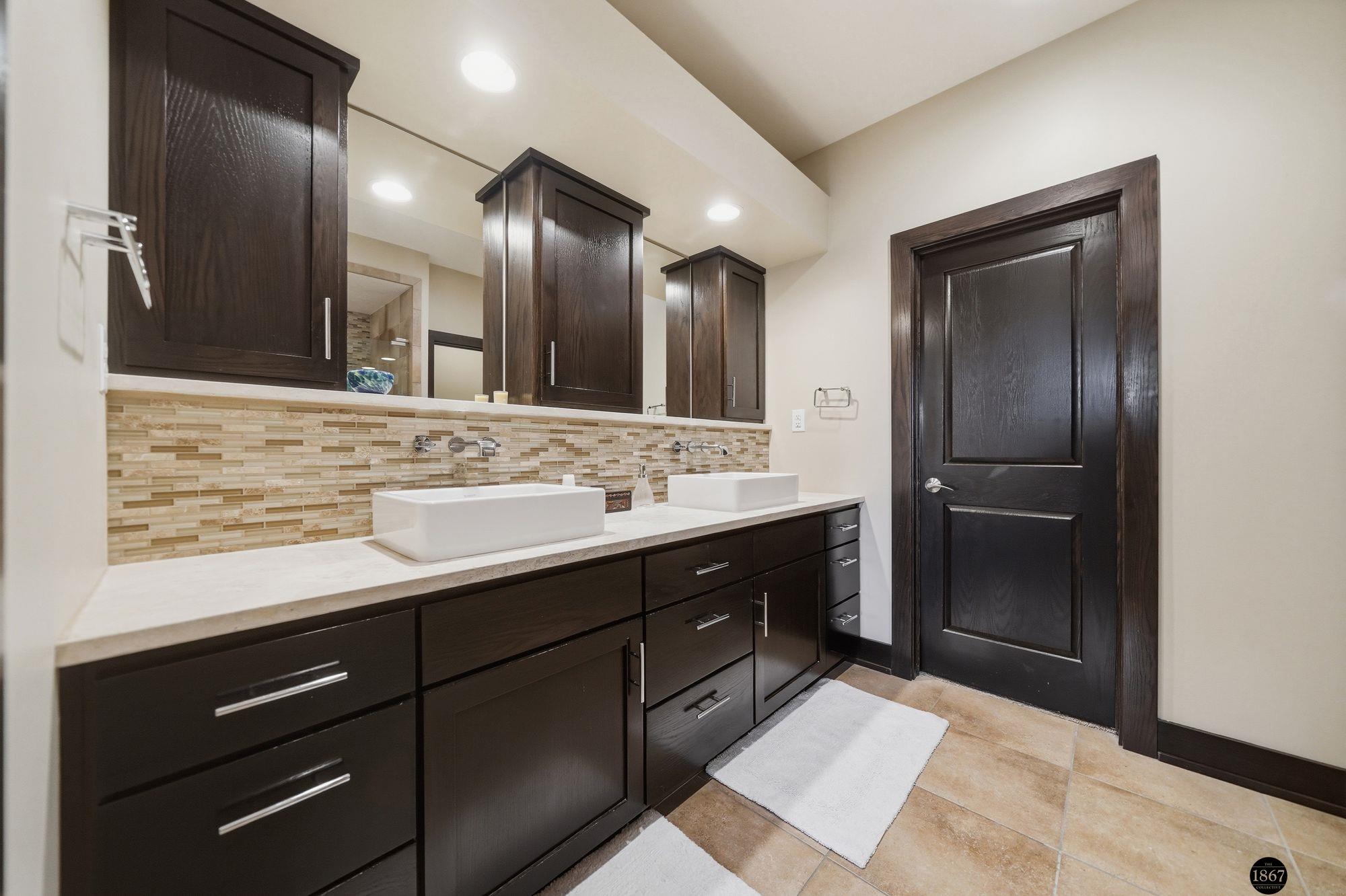 9650 Cotswold Lane
