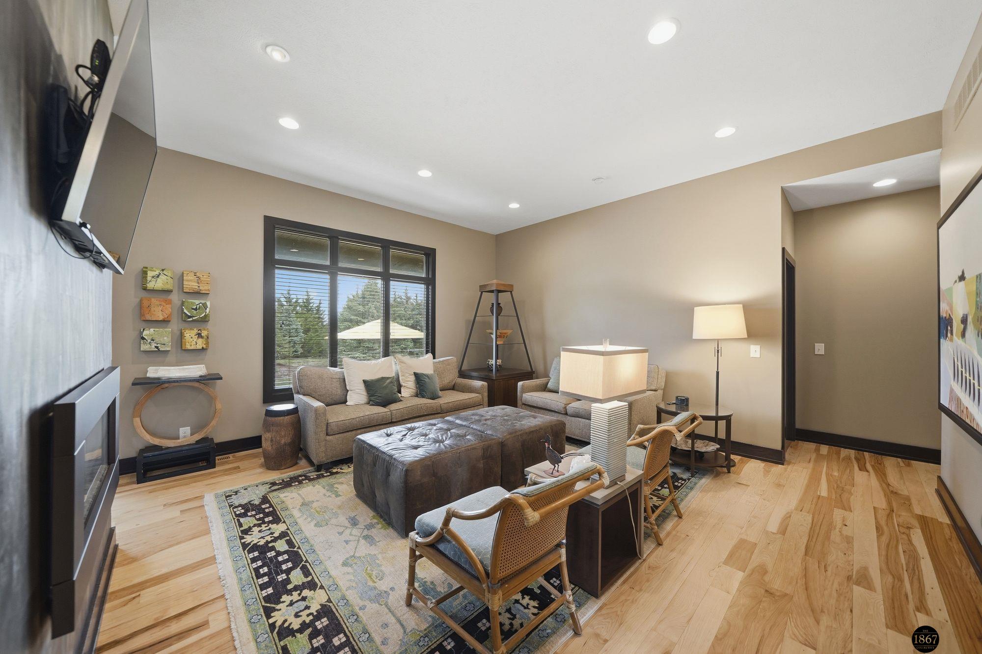 9650 Cotswold Lane