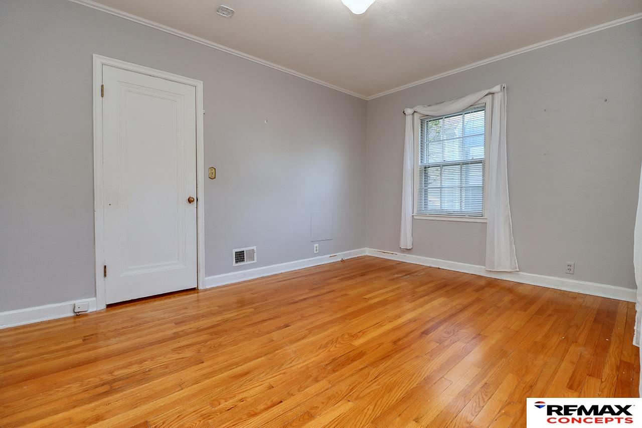 200 S Cotner Boulevard
