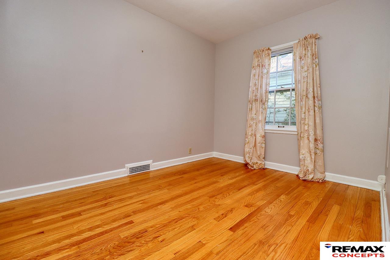 200 S Cotner Boulevard