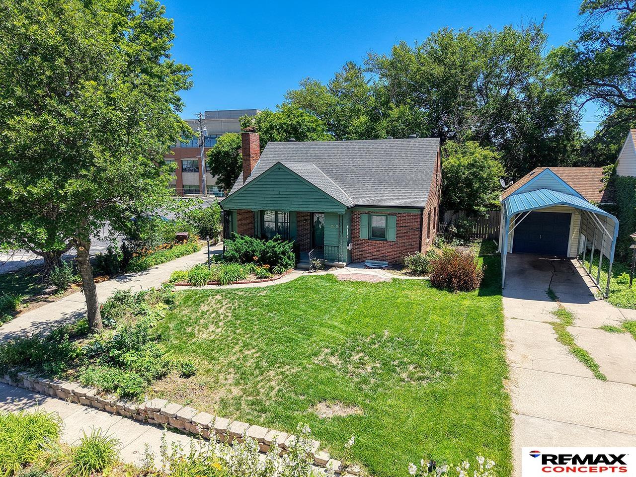 200 S Cotner Boulevard