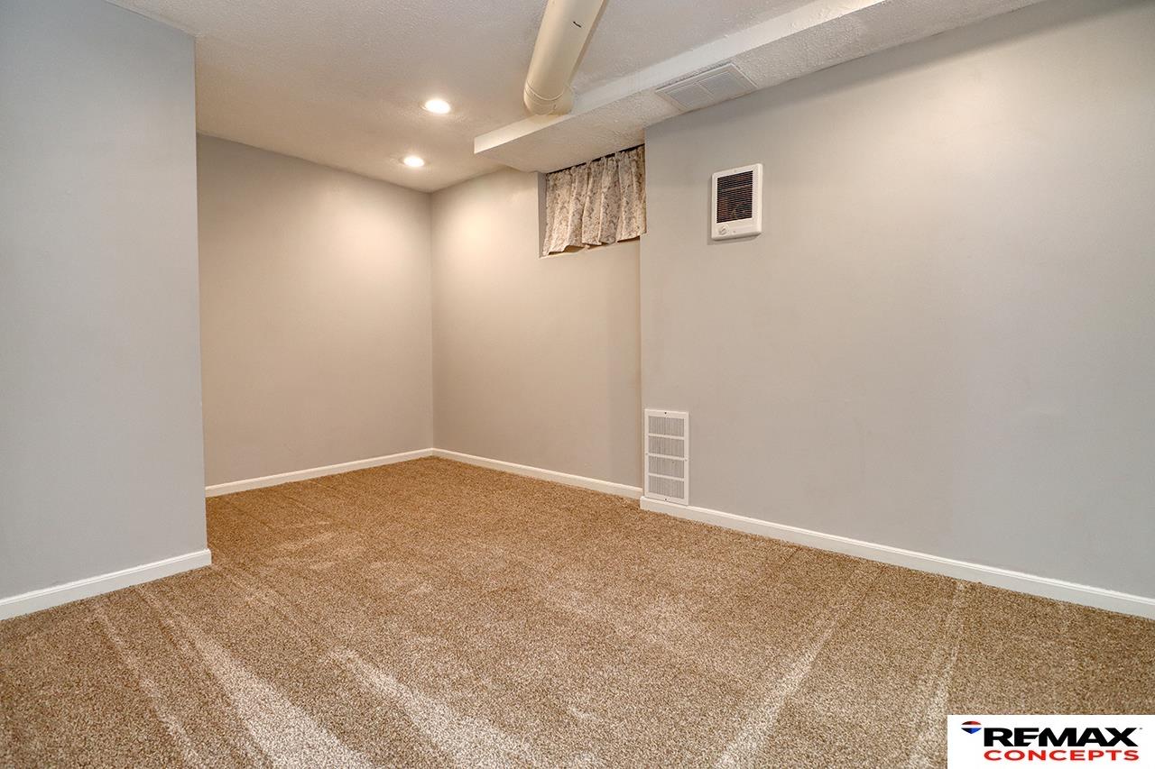 200 S Cotner Boulevard