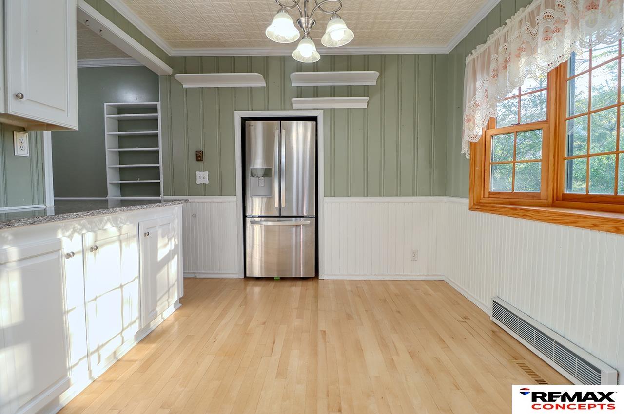 200 S Cotner Boulevard