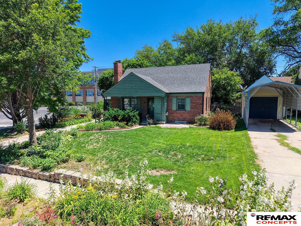 200 S Cotner Boulevard